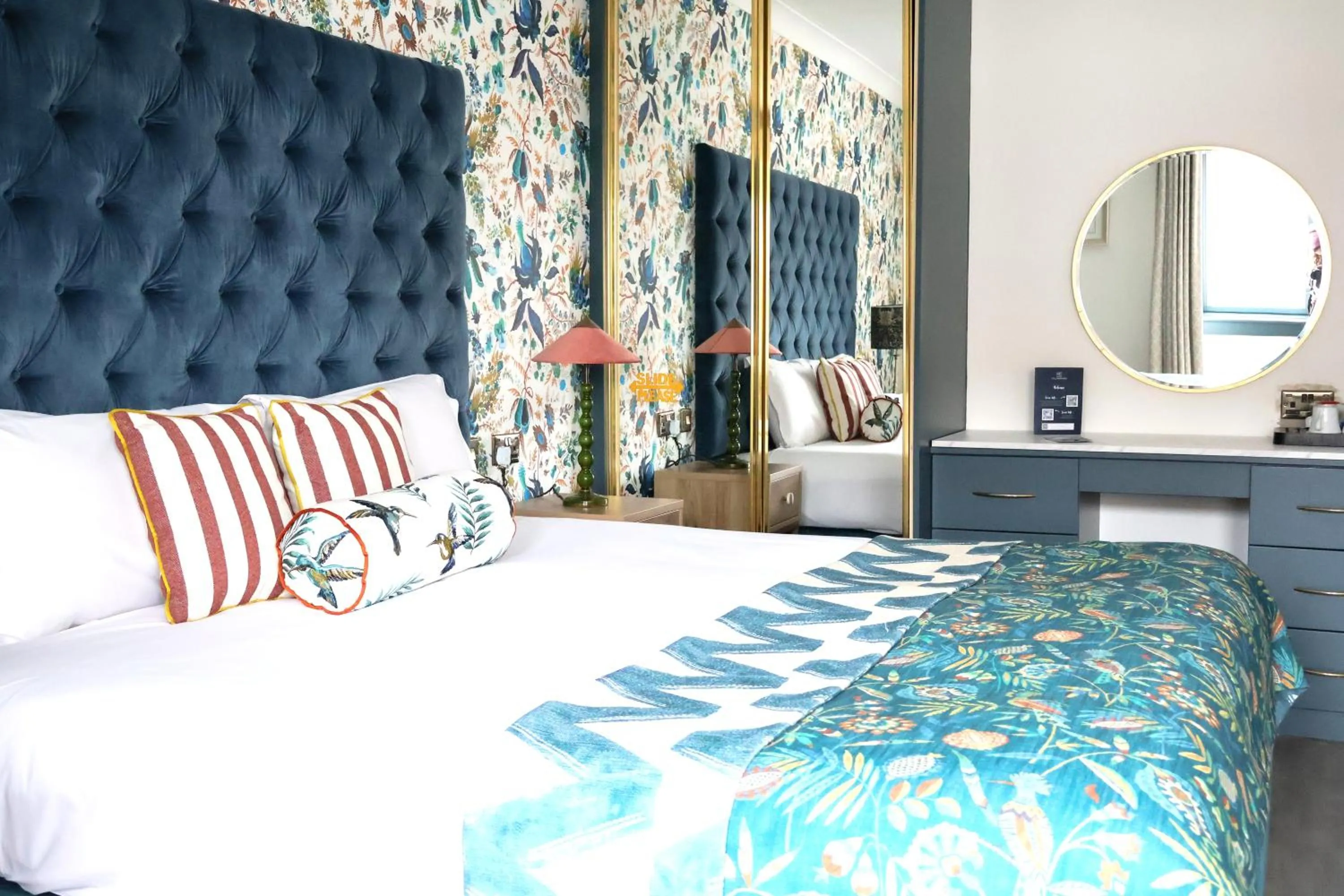 Bed in Hotel Collingwood BW Signature Collection