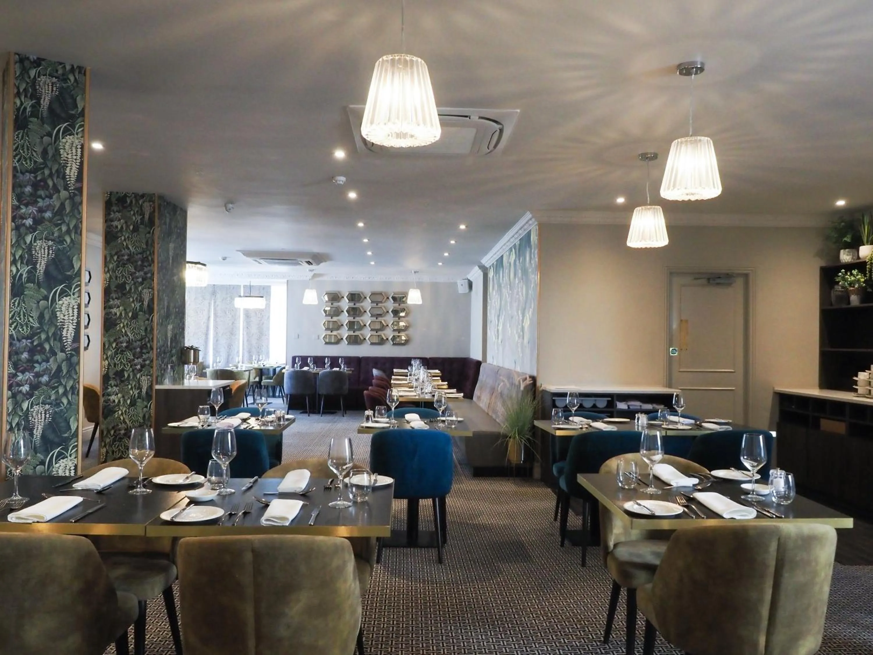 Restaurant/places to eat in Hotel Collingwood BW Signature Collection