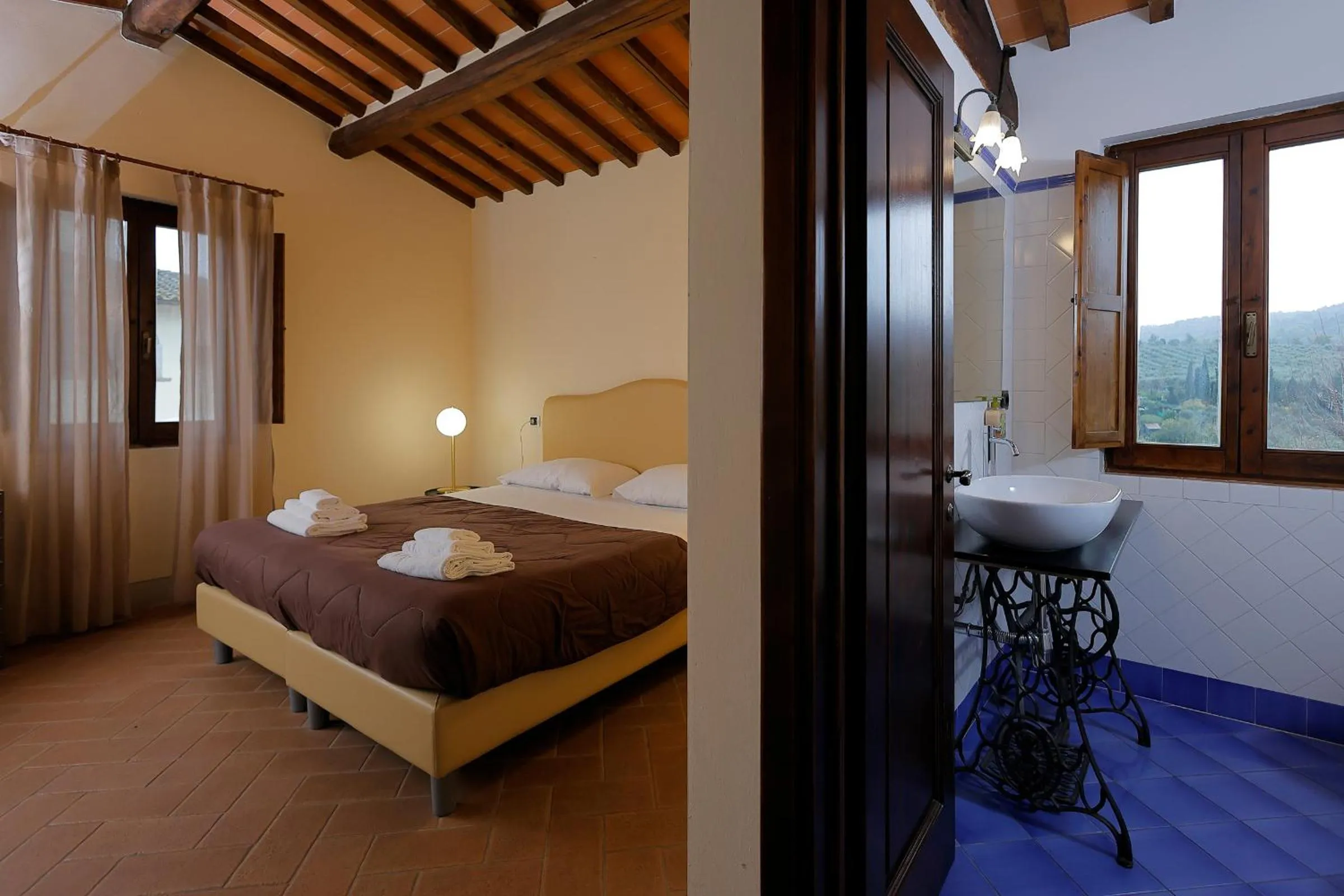 Bed in Palagina la cascina