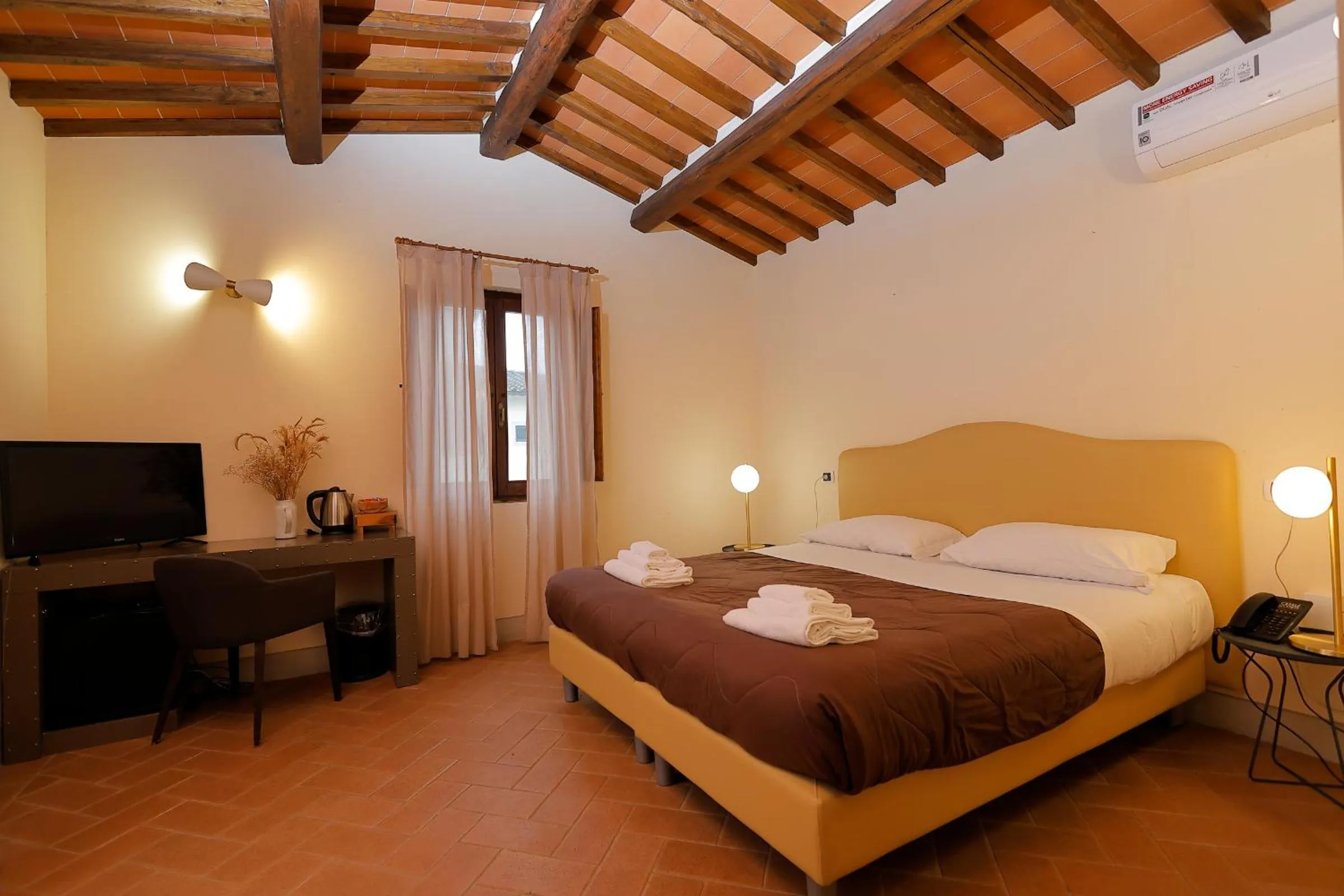 Bed in Palagina la cascina