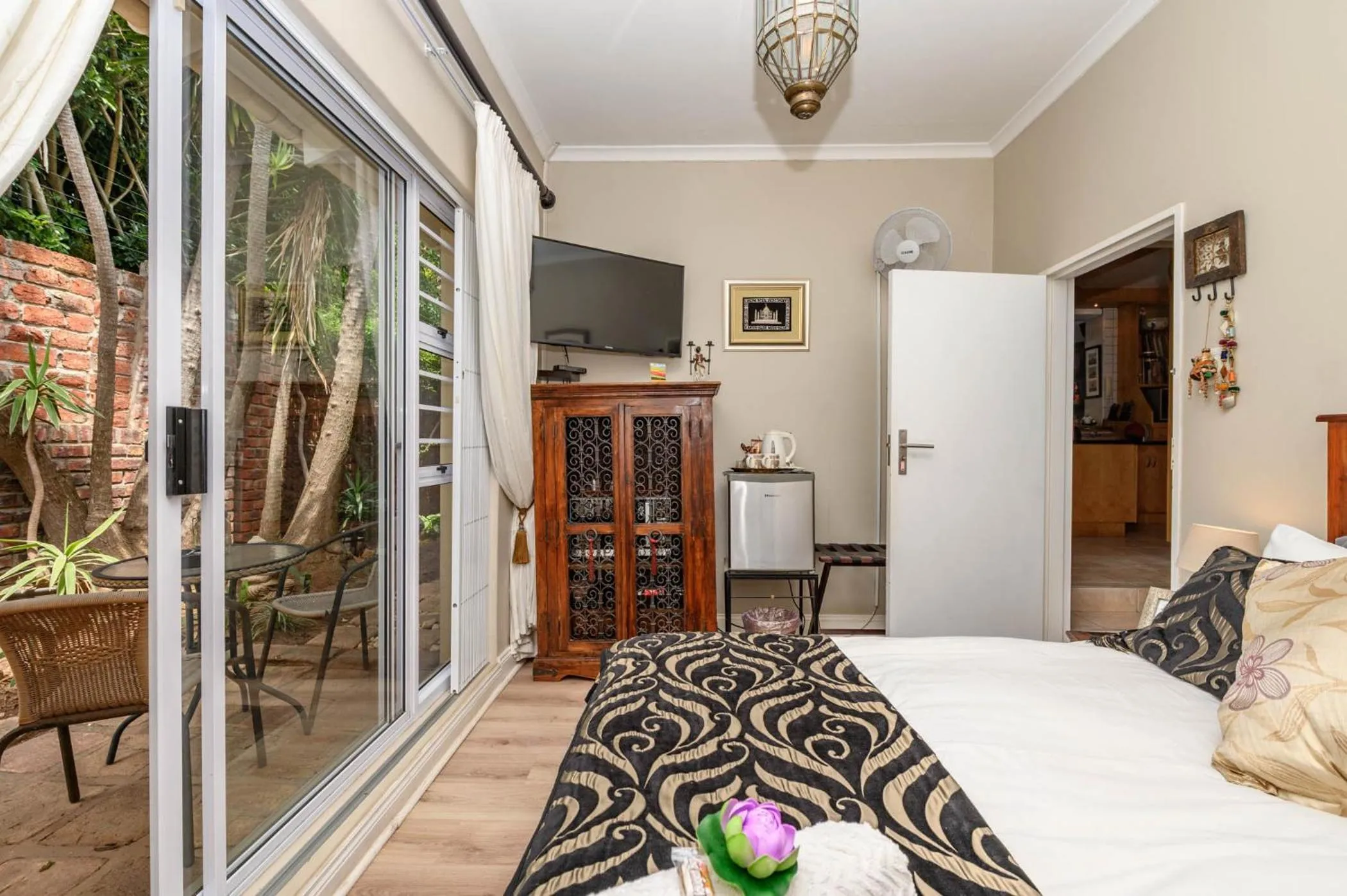 Photo of the whole room, Bed in Keiskama B & B