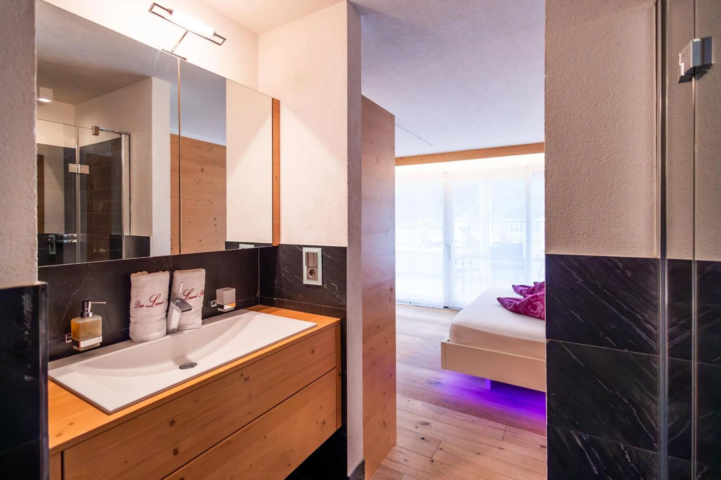 Bed in Das Land-Palais - Your lovely Mountain Hideaway