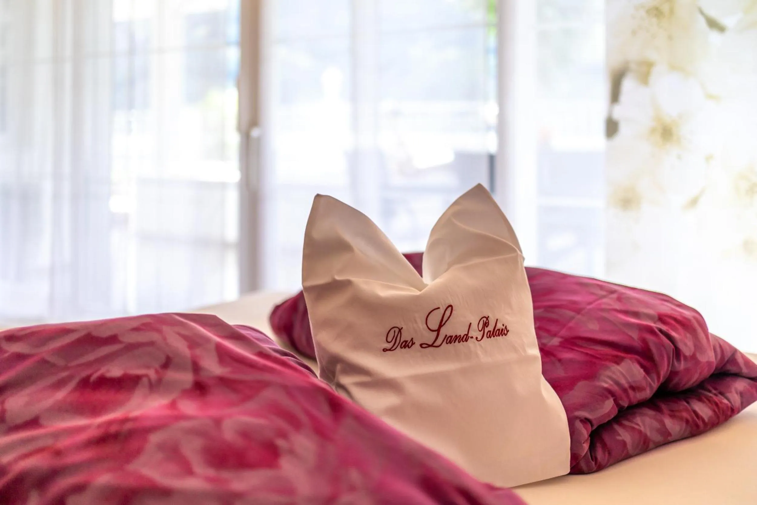 Bed in Das Land-Palais - Your lovely Mountain Hideaway