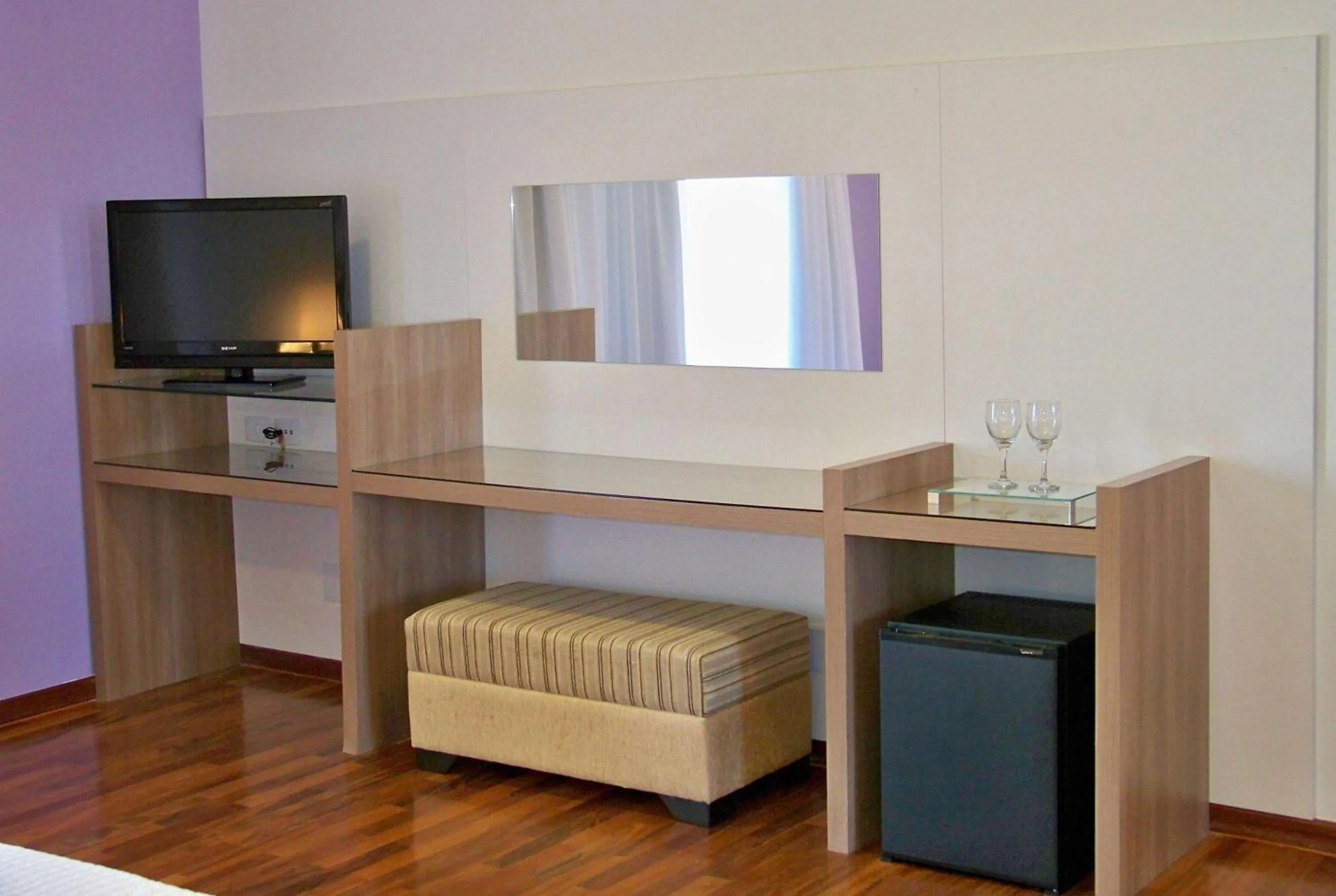 Photo of the whole room in Ramada by Wyndham Furnaspark