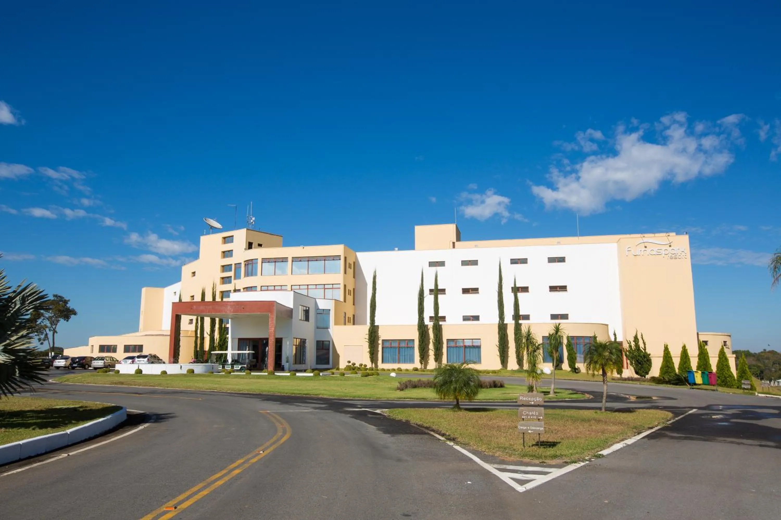 Property building in Ramada by Wyndham Furnaspark