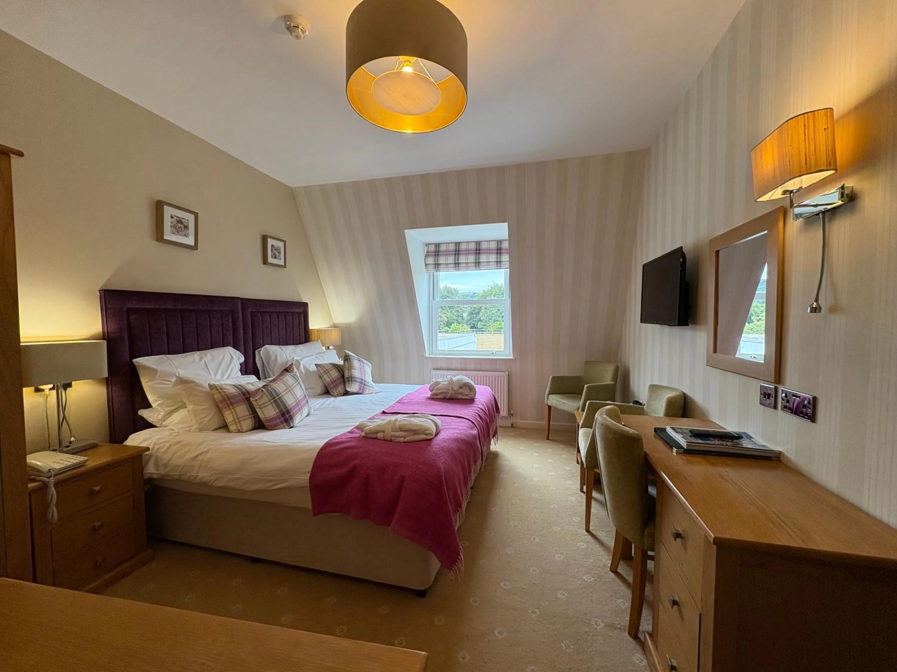 Bedroom, Bed in Ilsington Country House Hotel & Spa