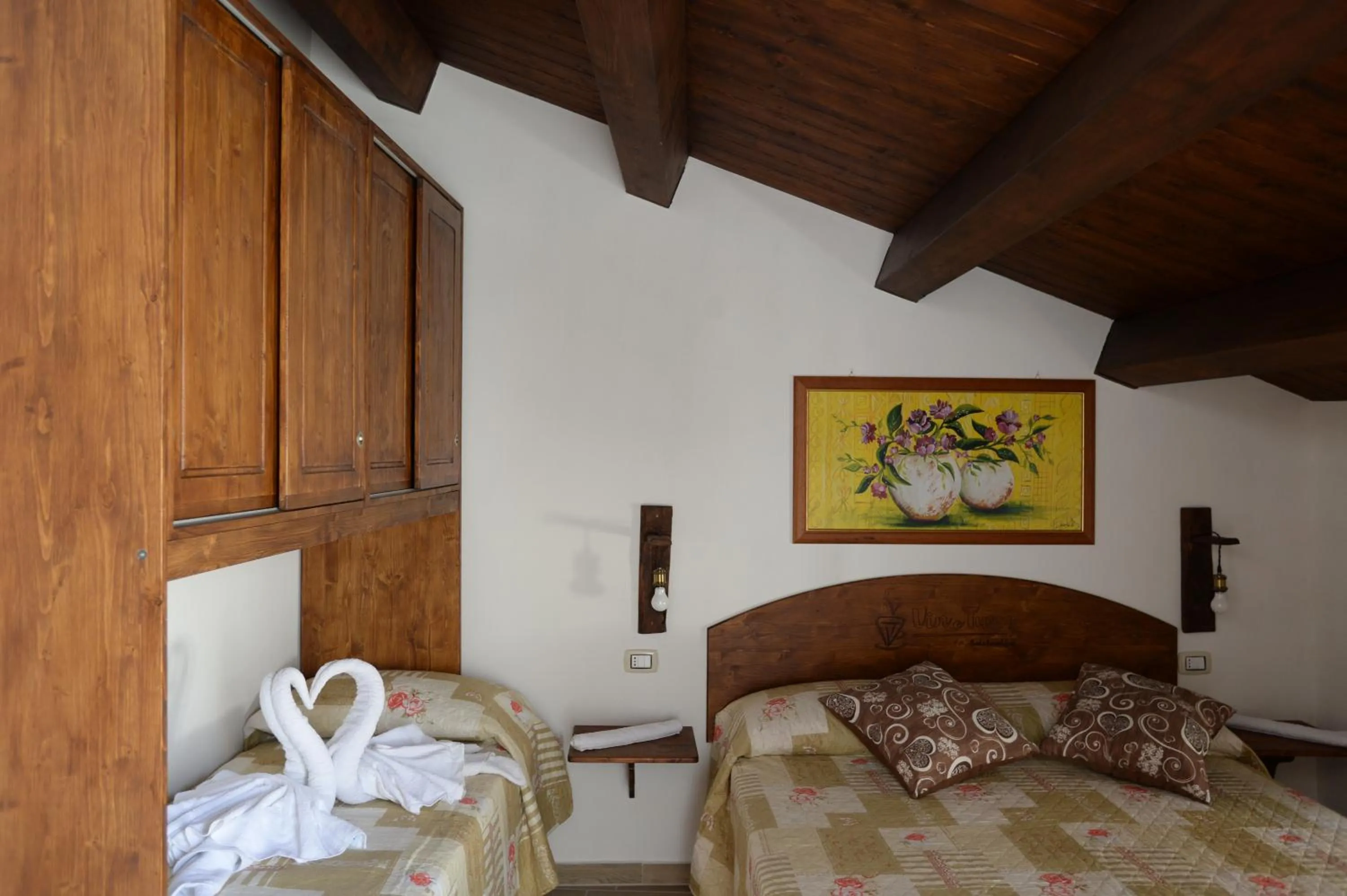 Photo of the whole room in Vin e Turn