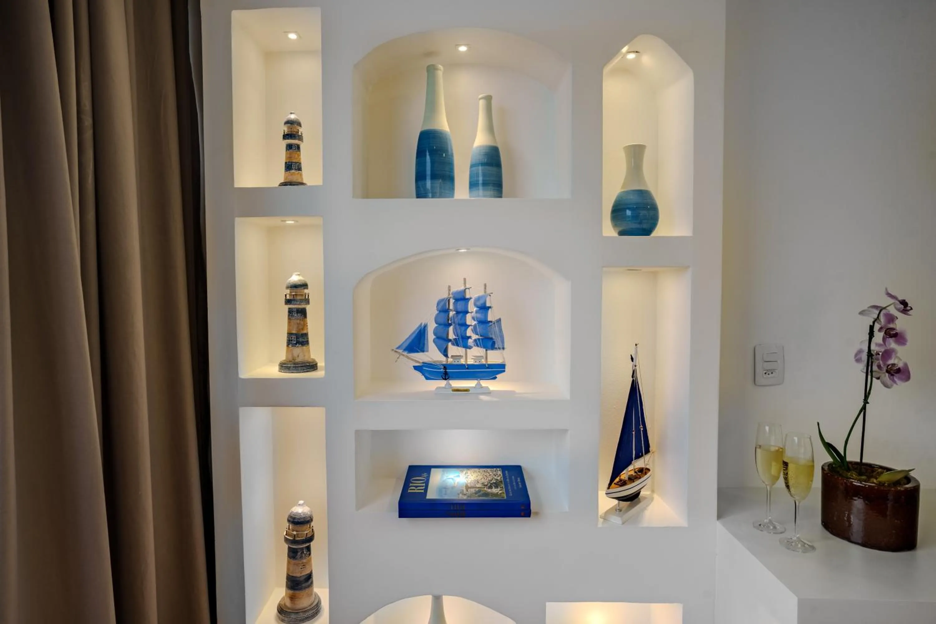 Decorative detail in Greco Hotel