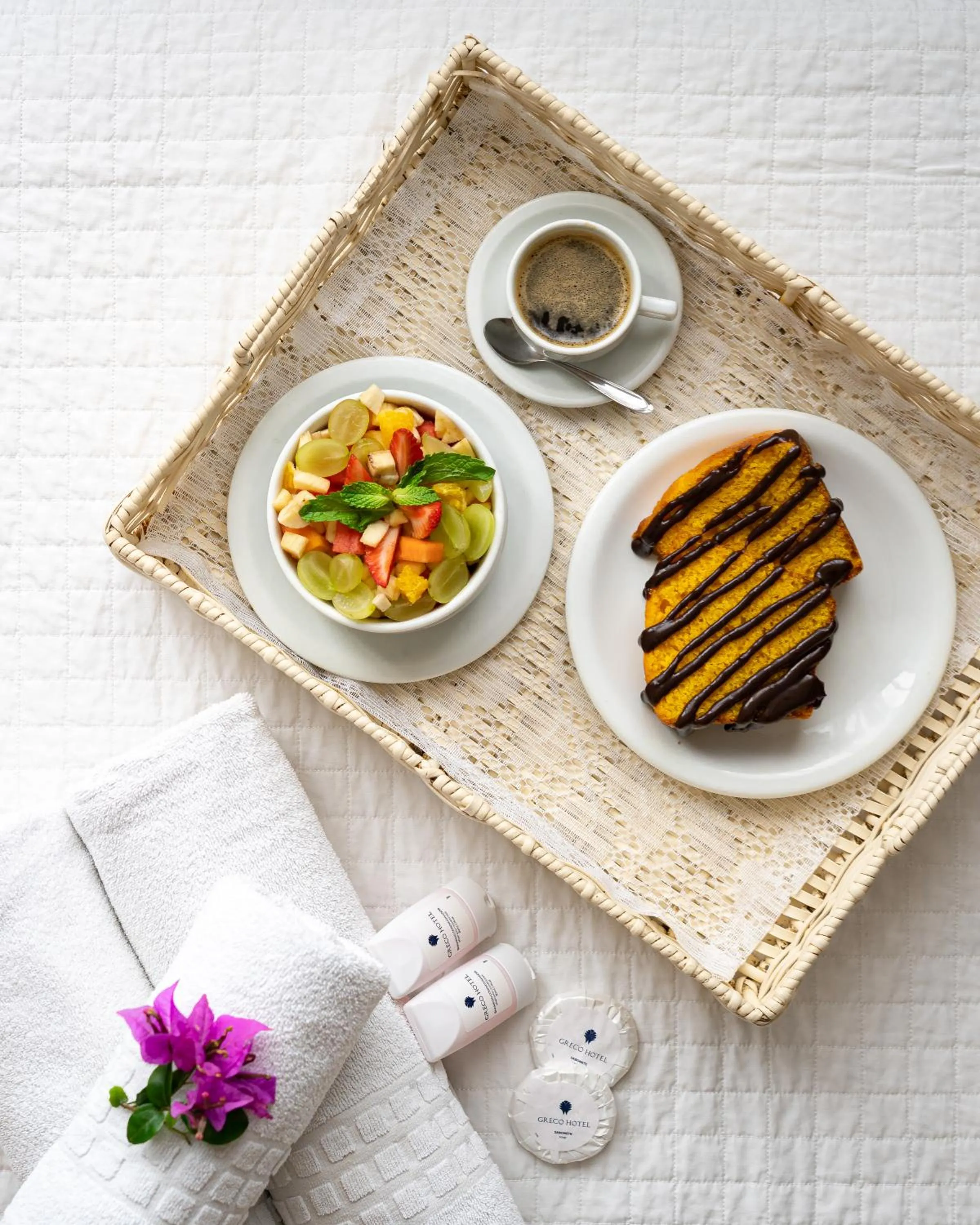 Food and drinks in Greco Hotel