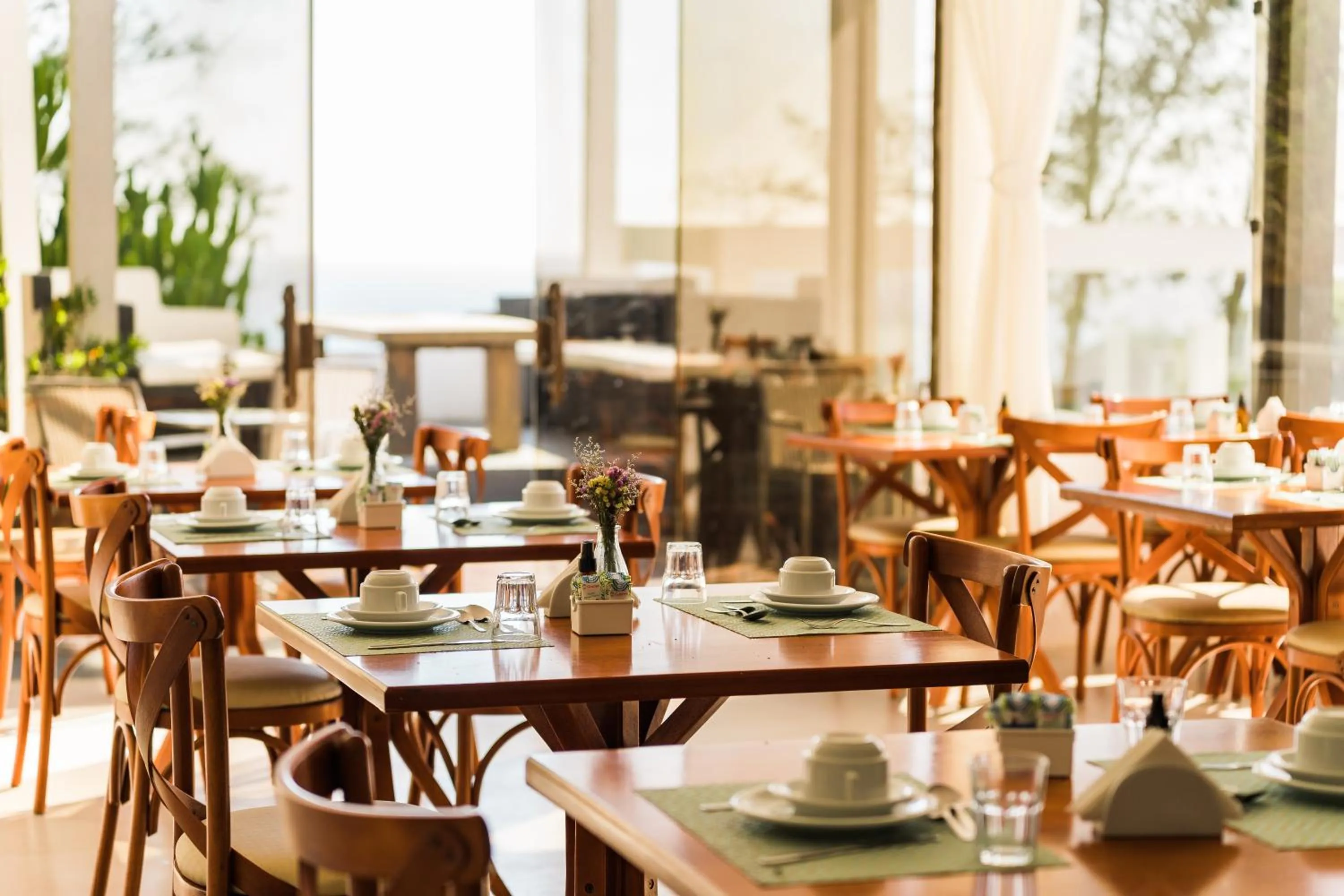 Restaurant/places to eat in Greco Hotel