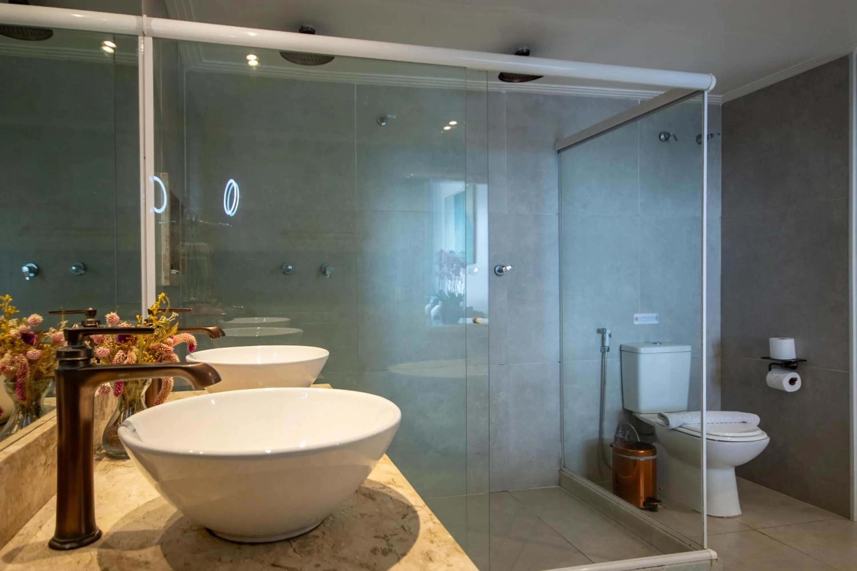 Bathroom in Greco Hotel