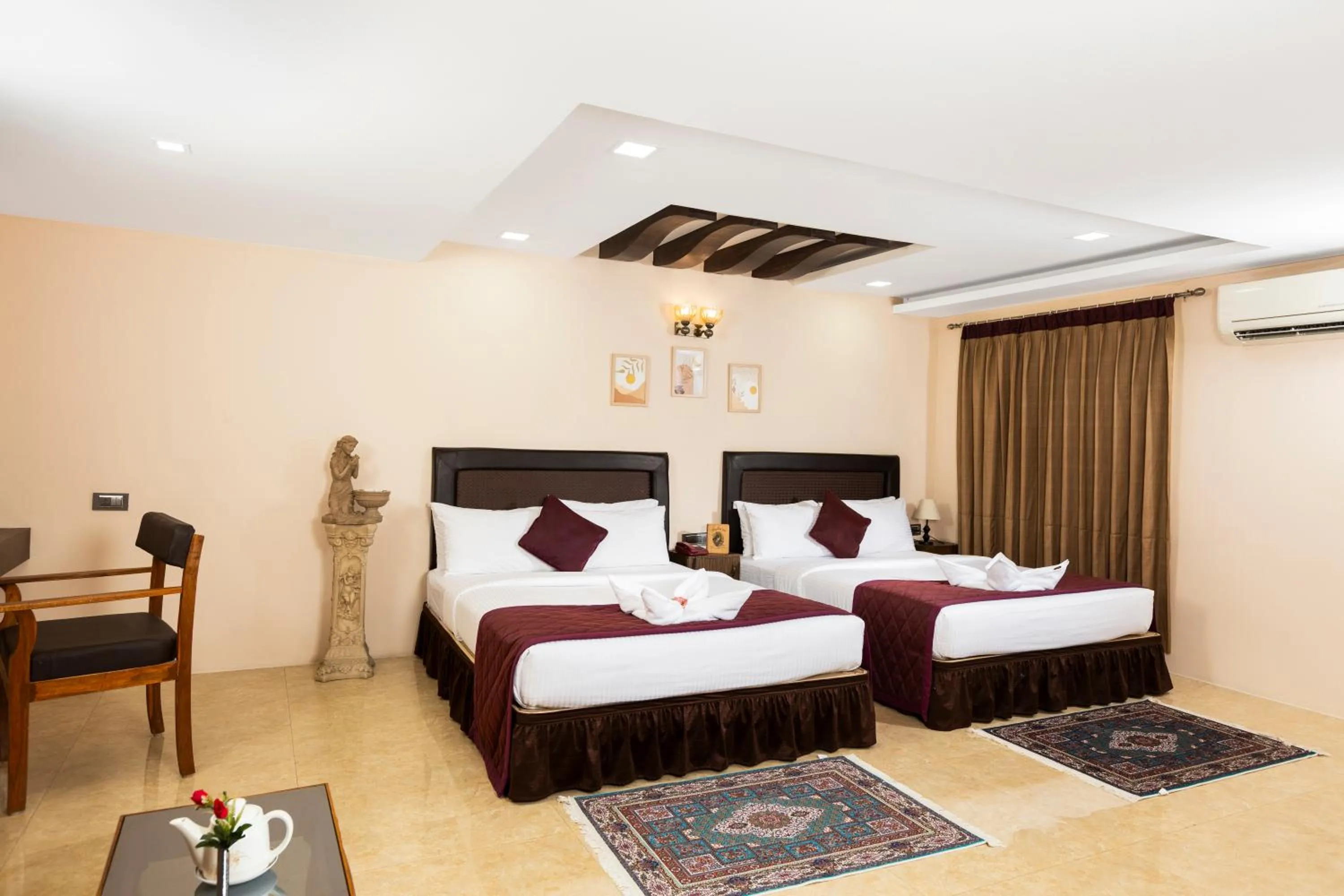 Bedroom, Bed in Athena Hotel