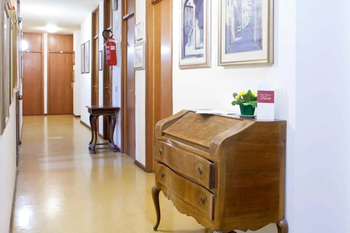 Hotel Dante