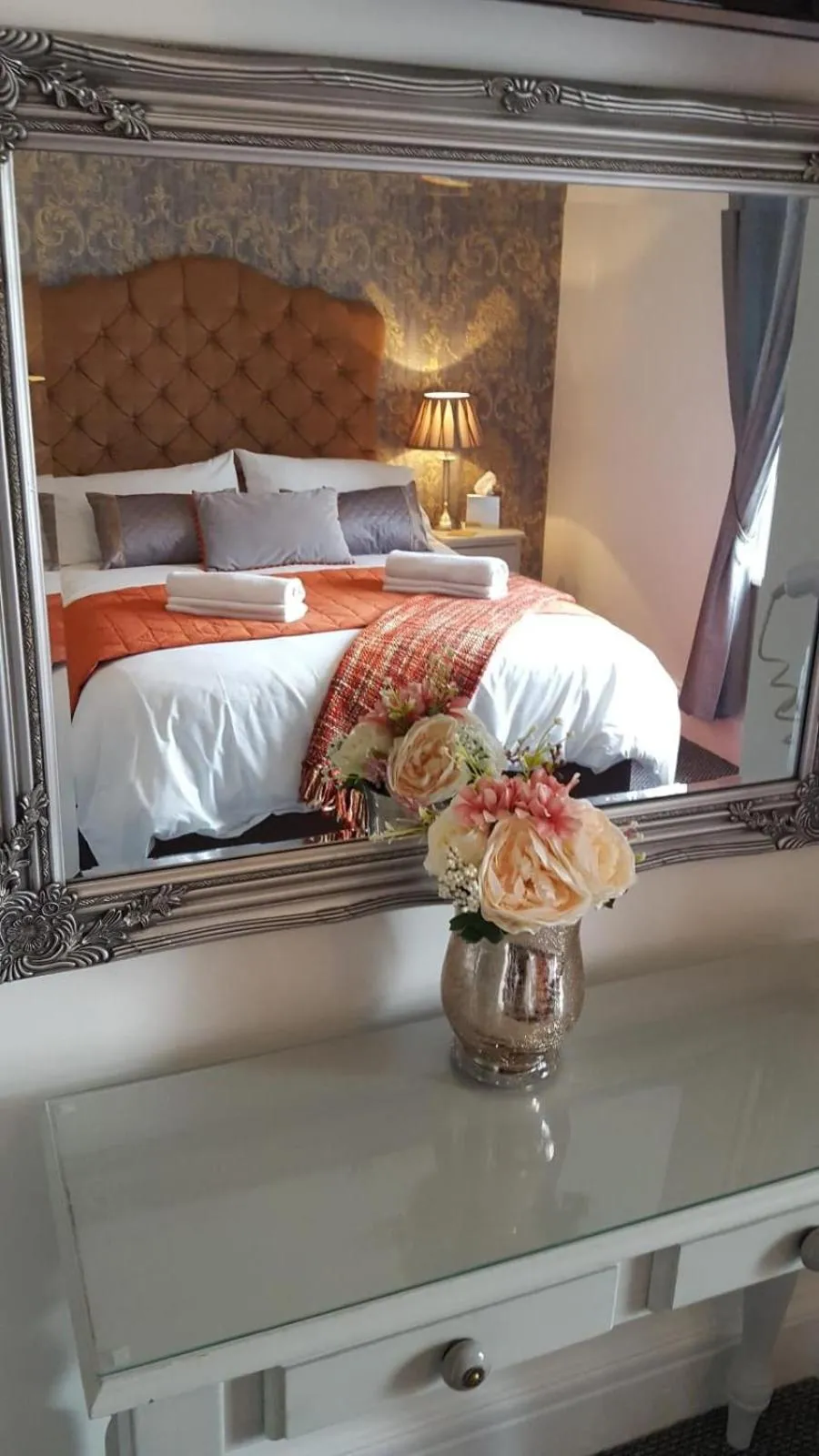 Bed in Elmswood Guest House