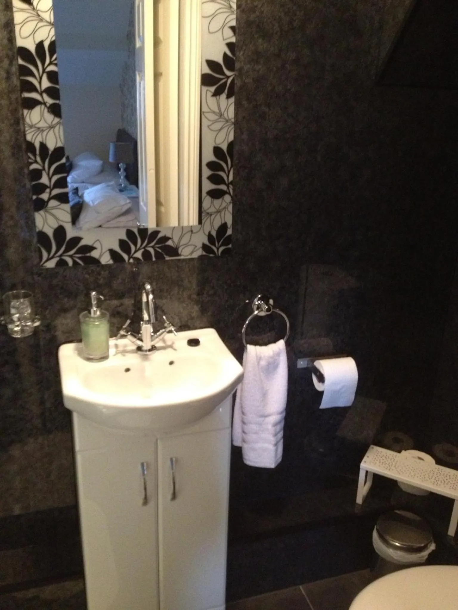 Elmswood Guest House