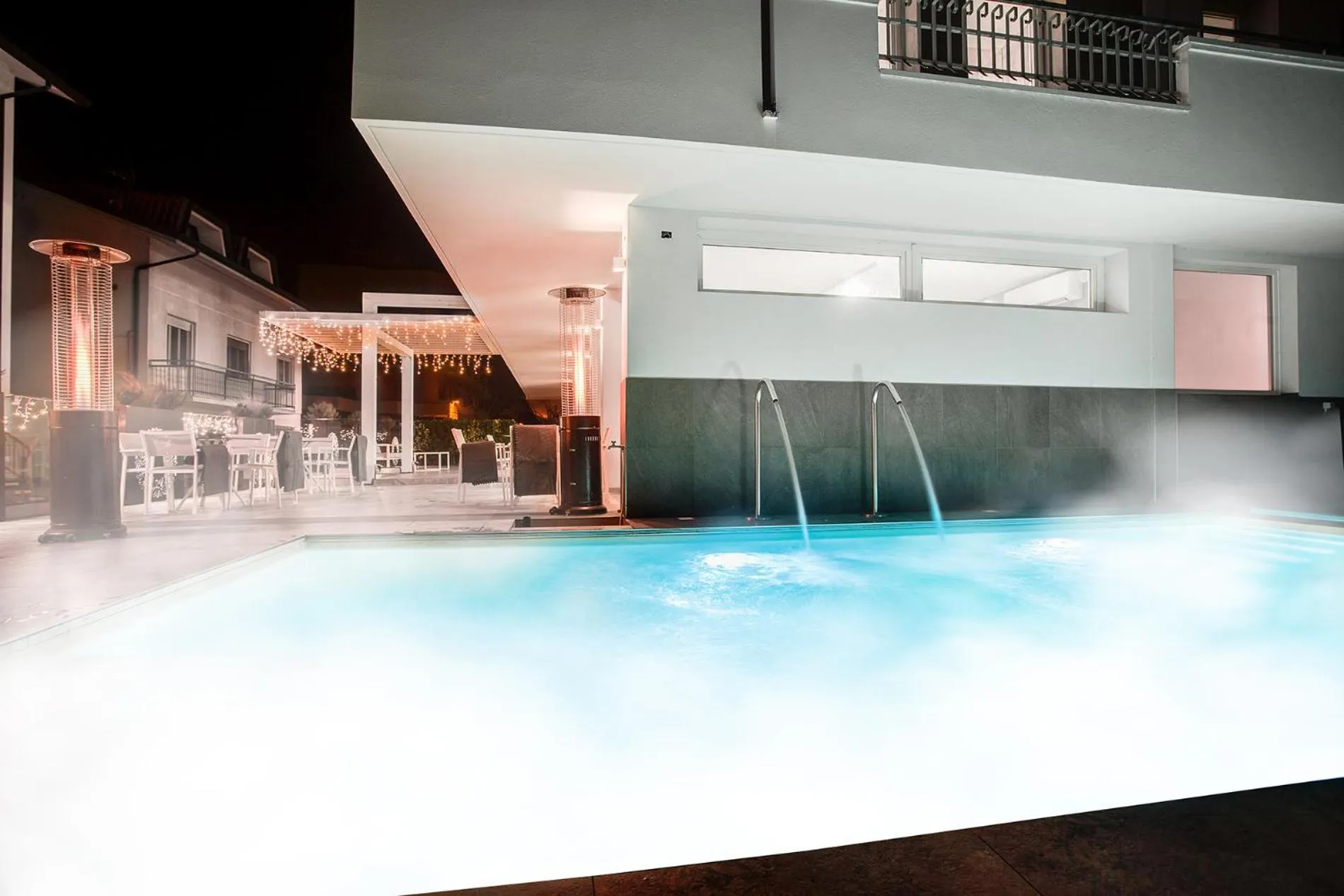 Swimming pool in Evo Boutique Hotel & SPA