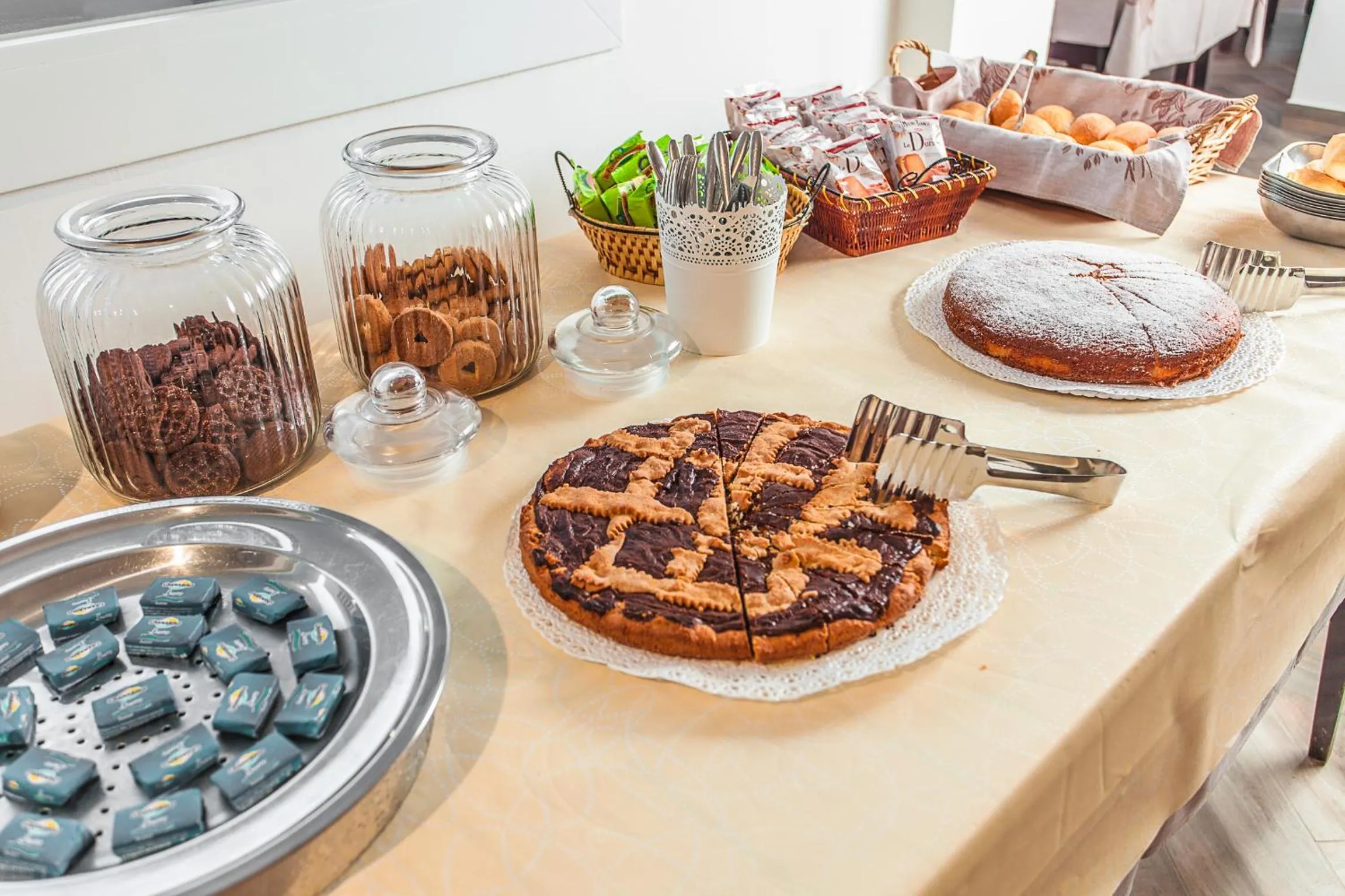 Buffet breakfast in Evo Boutique Hotel & SPA