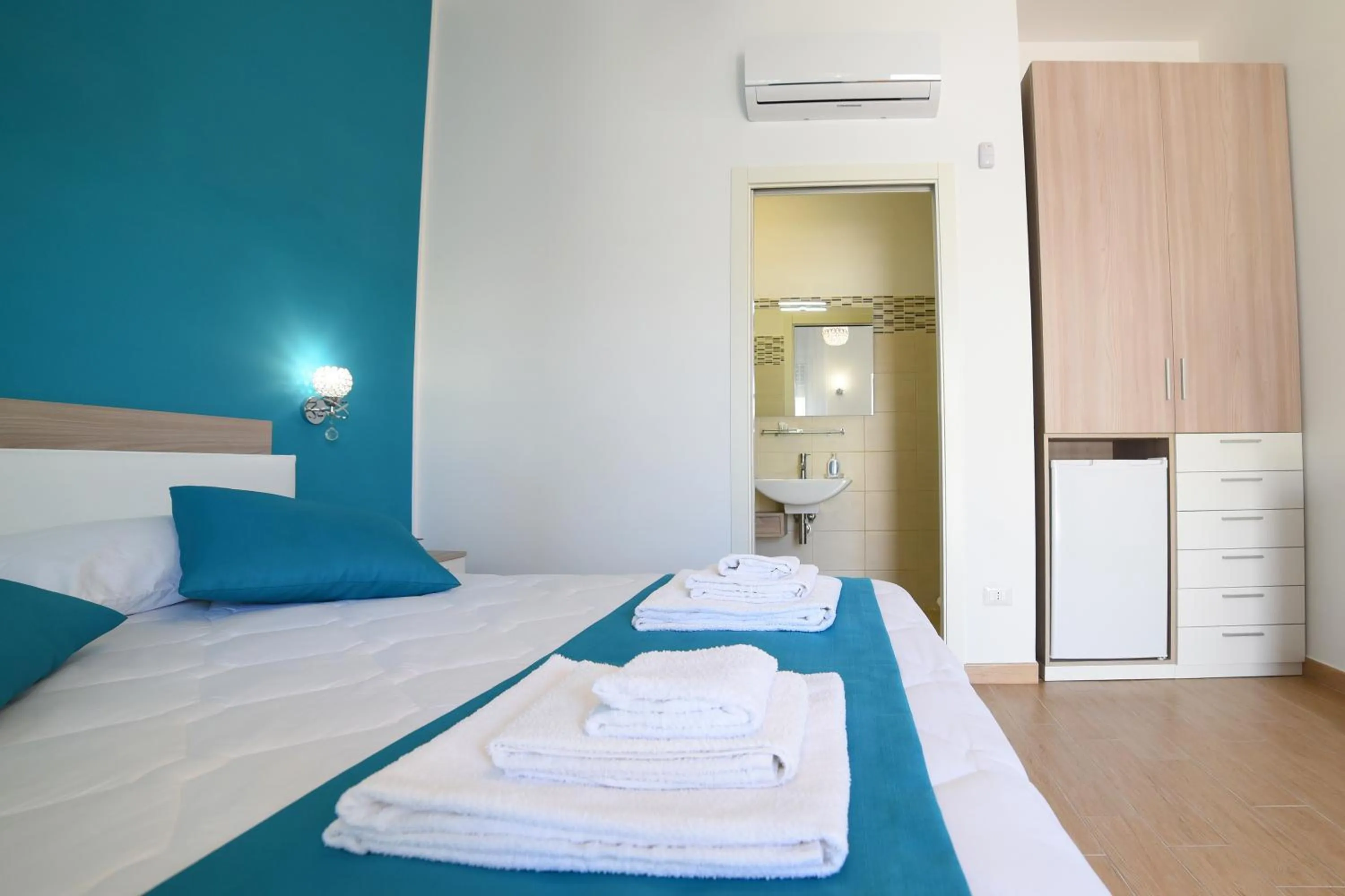 Photo of the whole room, Bed in B&B Il FIORONE