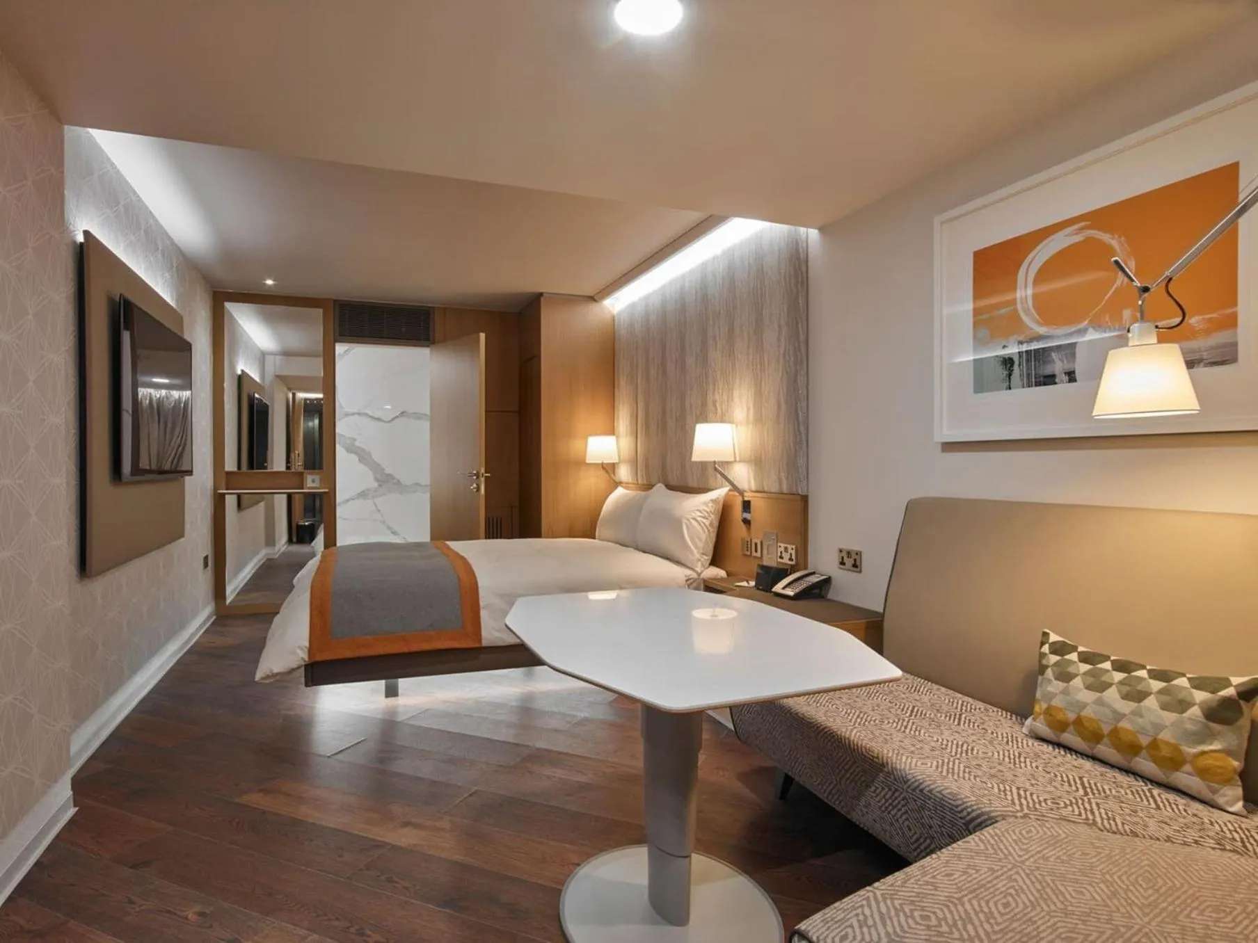 Photo of the whole room in Club Quarters Hotel Covent Garden Holborn, London