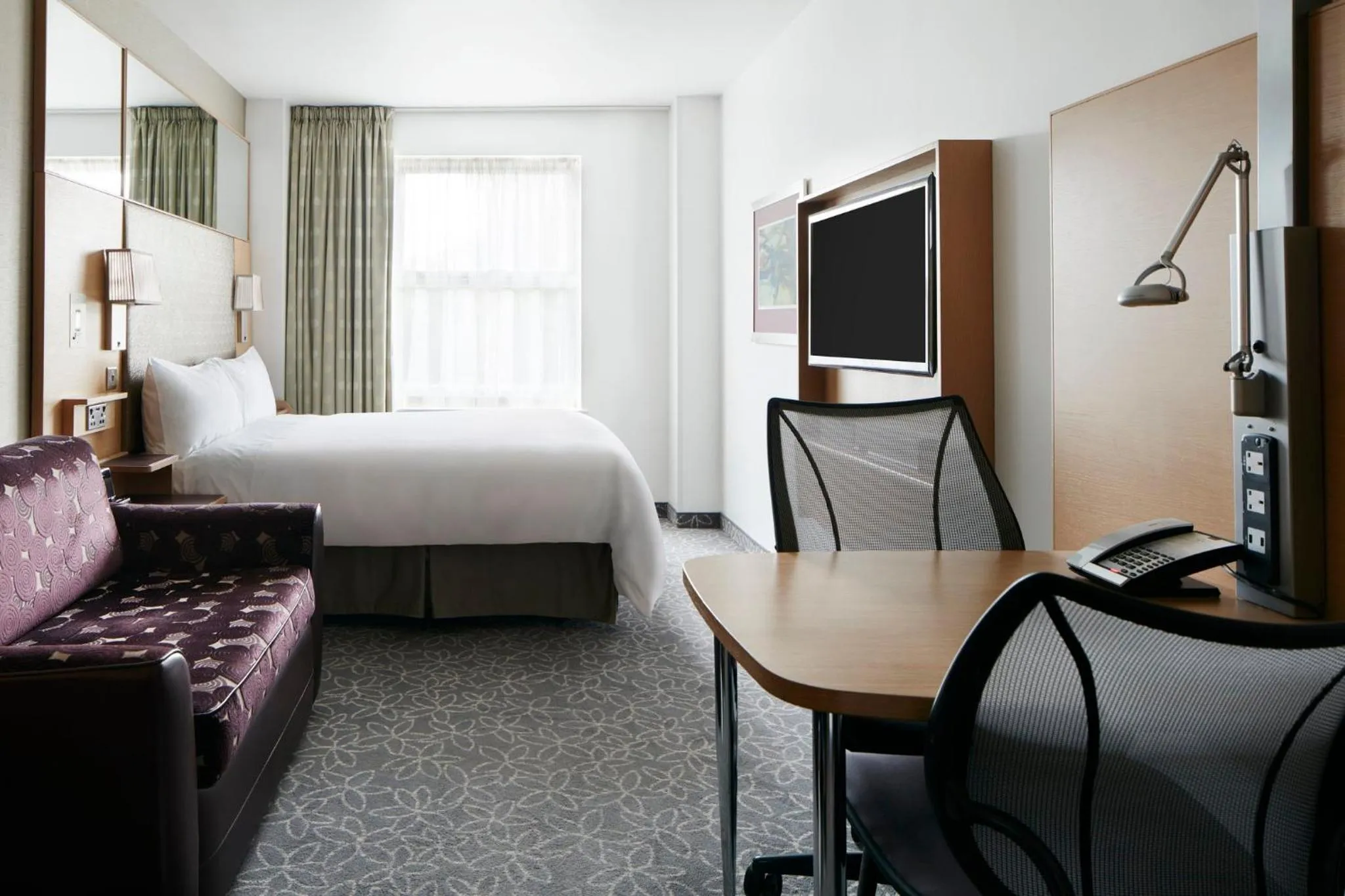 Photo of the whole room, Bed in Club Quarters Hotel Covent Garden Holborn, London