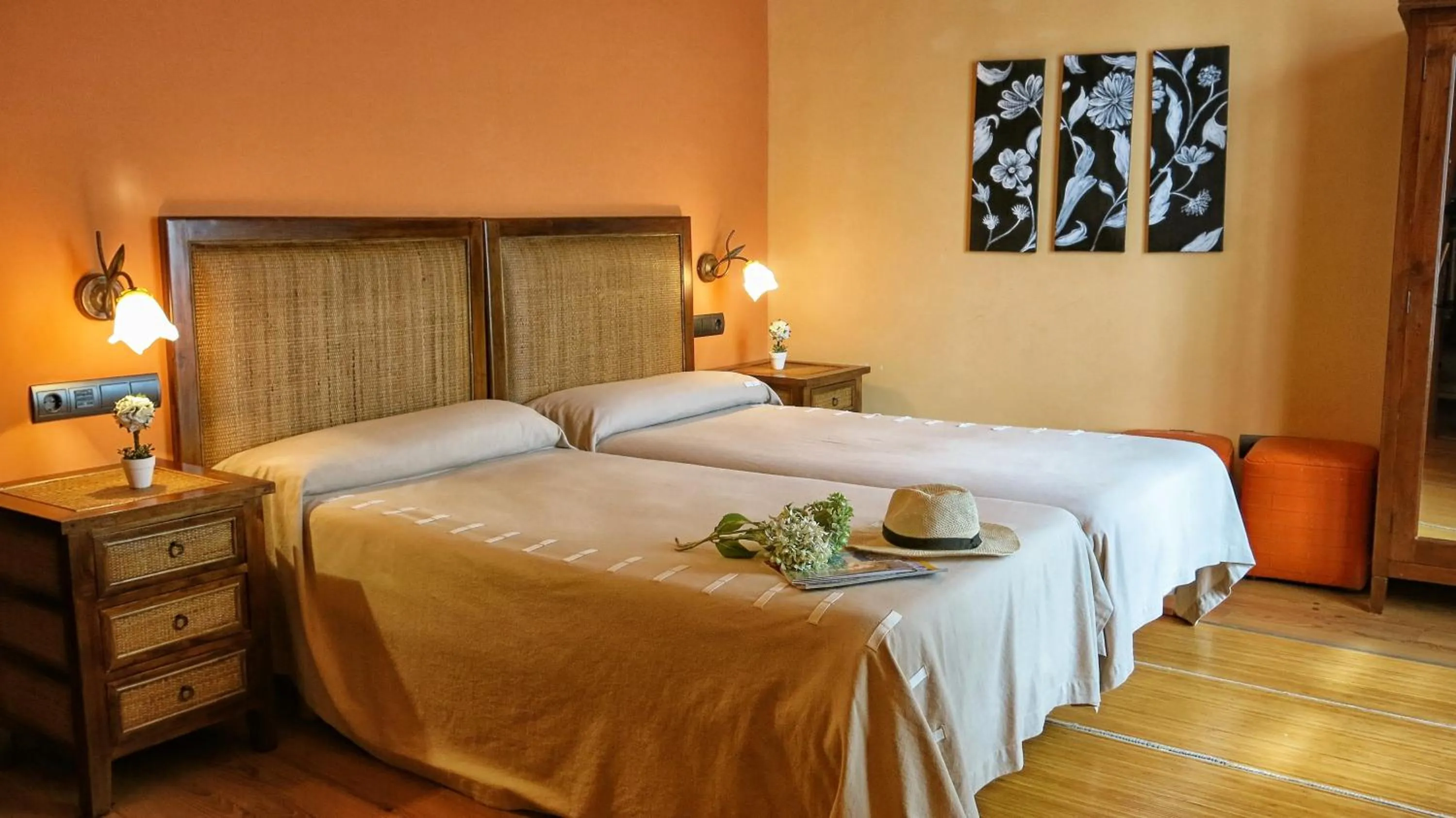 Bed in Hotel Valle del Silencio