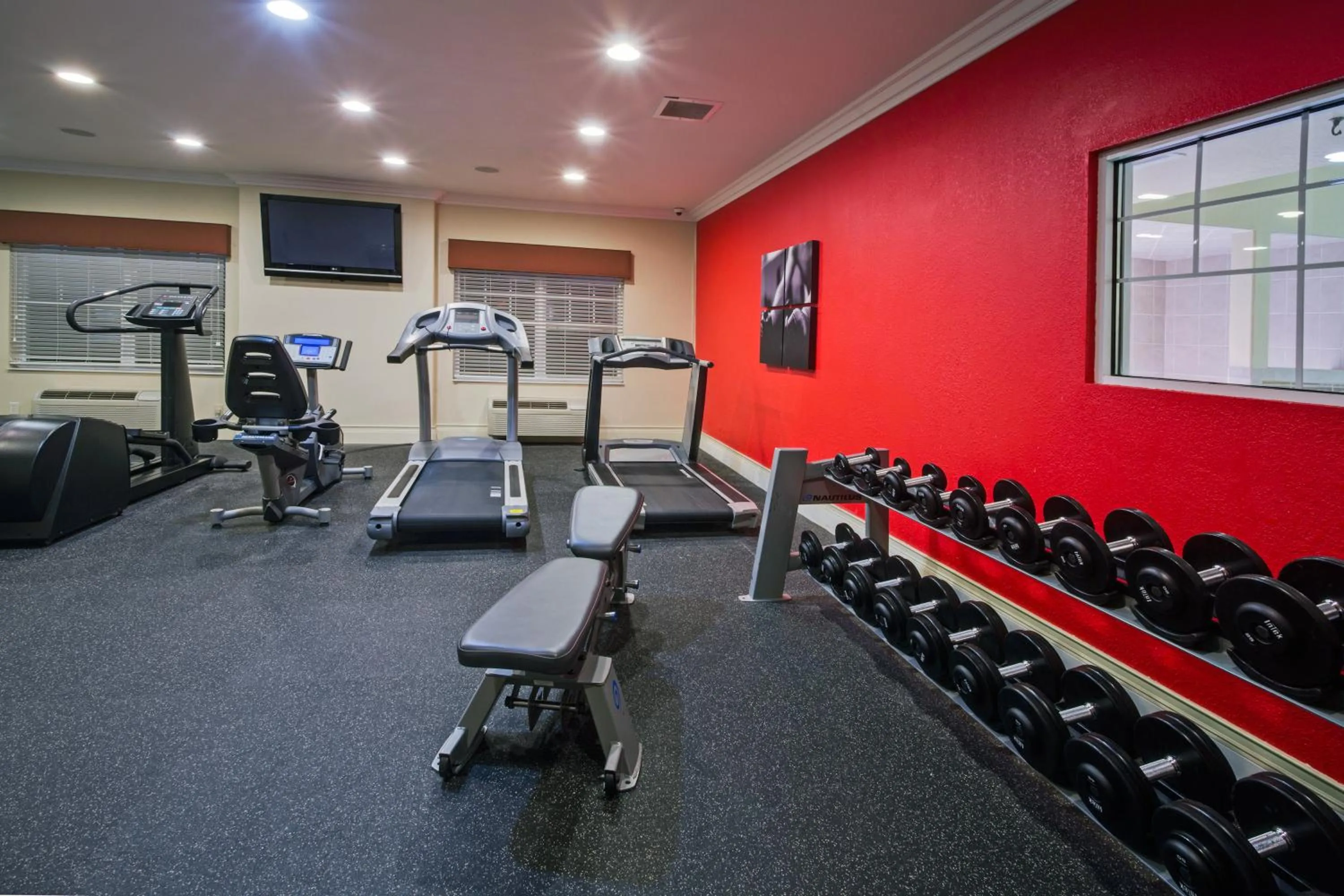 Fitness centre/facilities in Country Inn & Suites by Radisson, Champaign North, IL