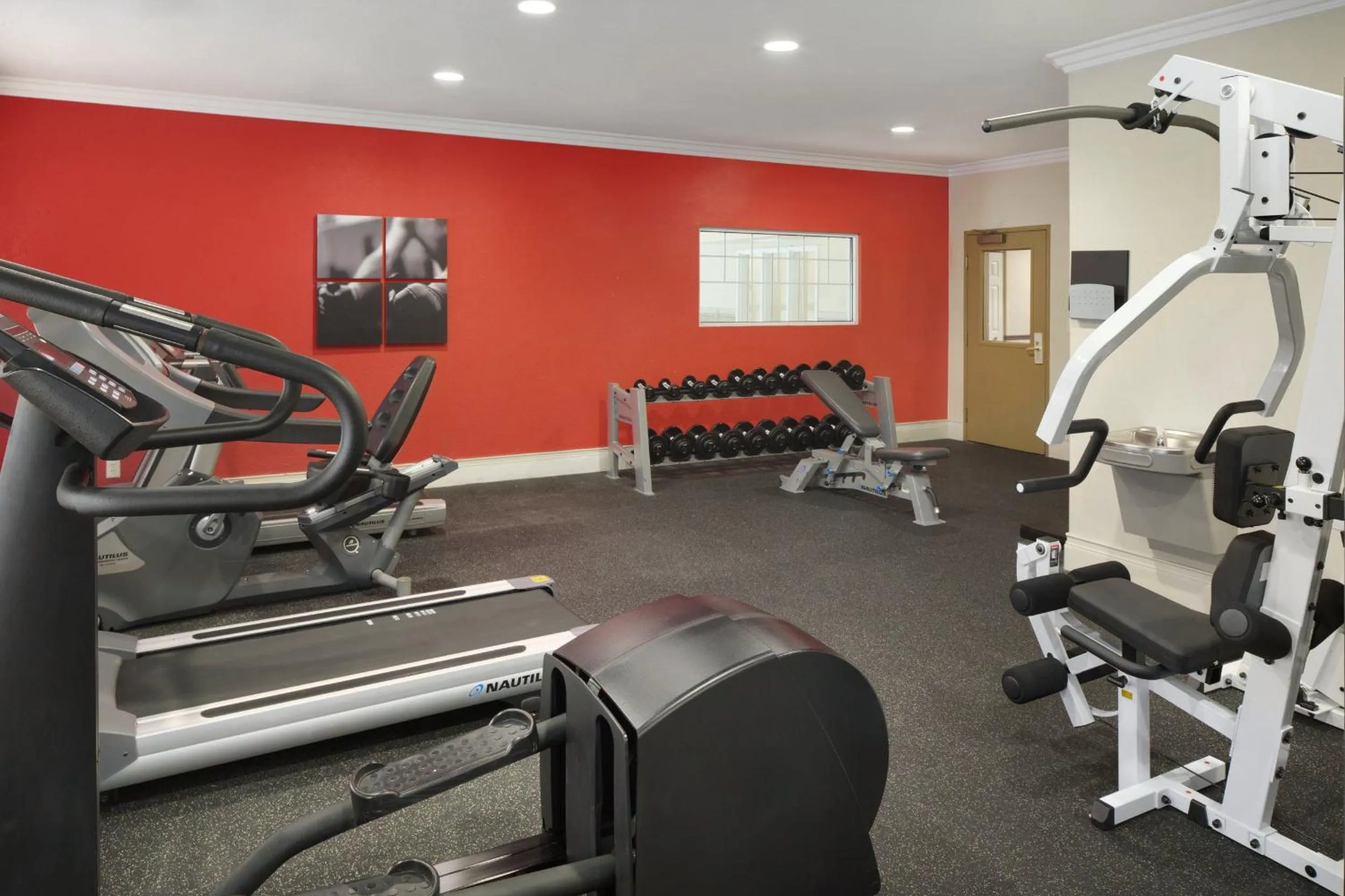 Fitness centre/facilities in Country Inn & Suites by Radisson, Champaign North, IL