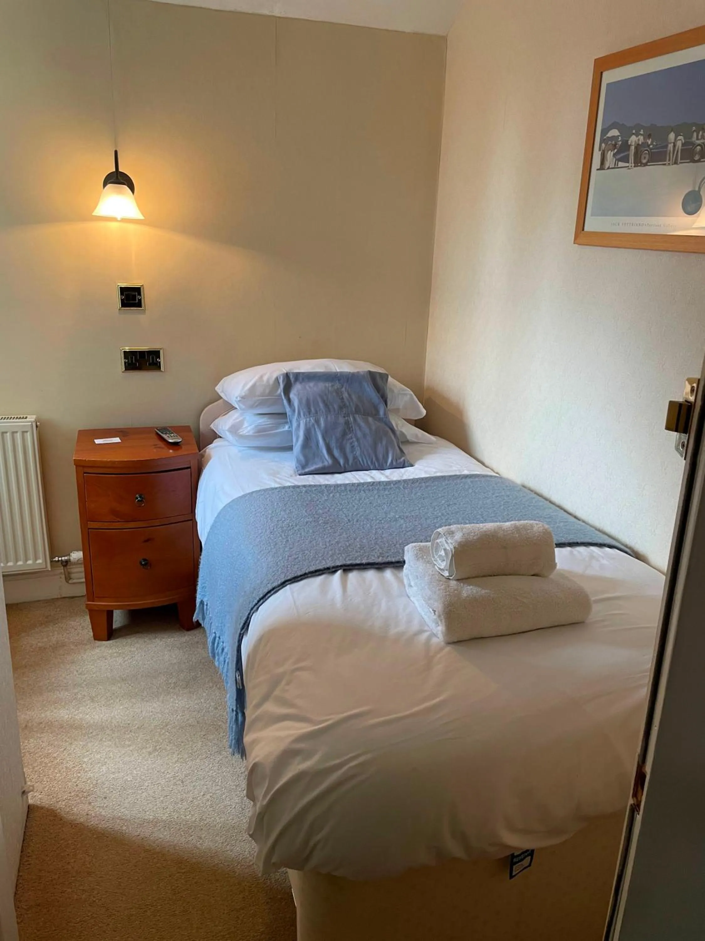 Bed in Sherbourne House