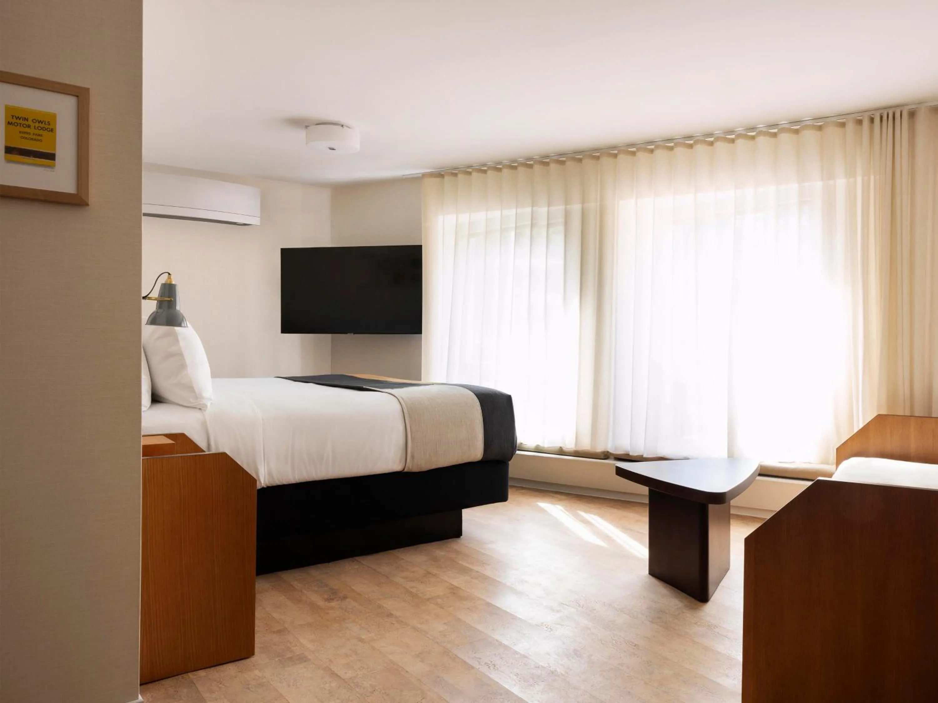 King Room - Disability Access in Trailborn Rocky Mountains