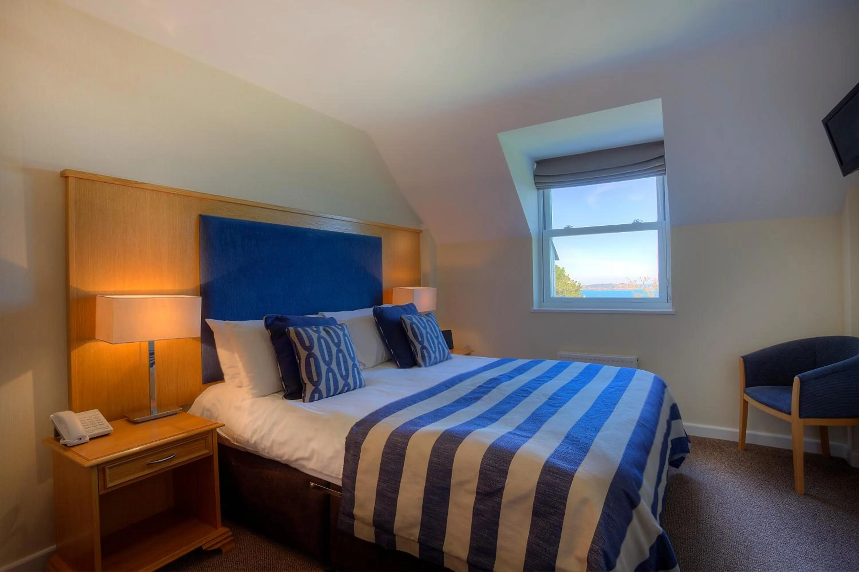 Photo of the whole room, Bed in Hotel Jerbourg