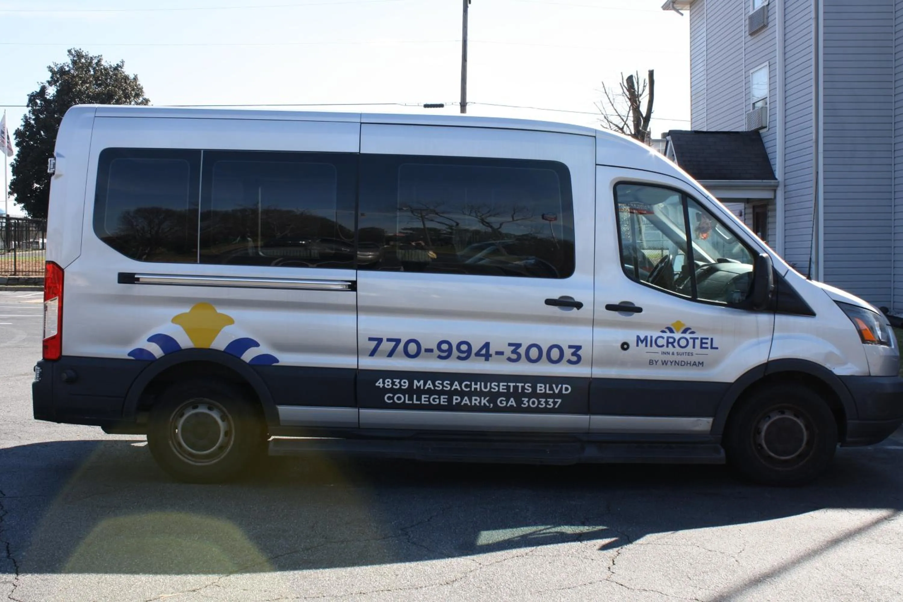 shuttle in Microtel Inn by Wyndham Atlanta Airport