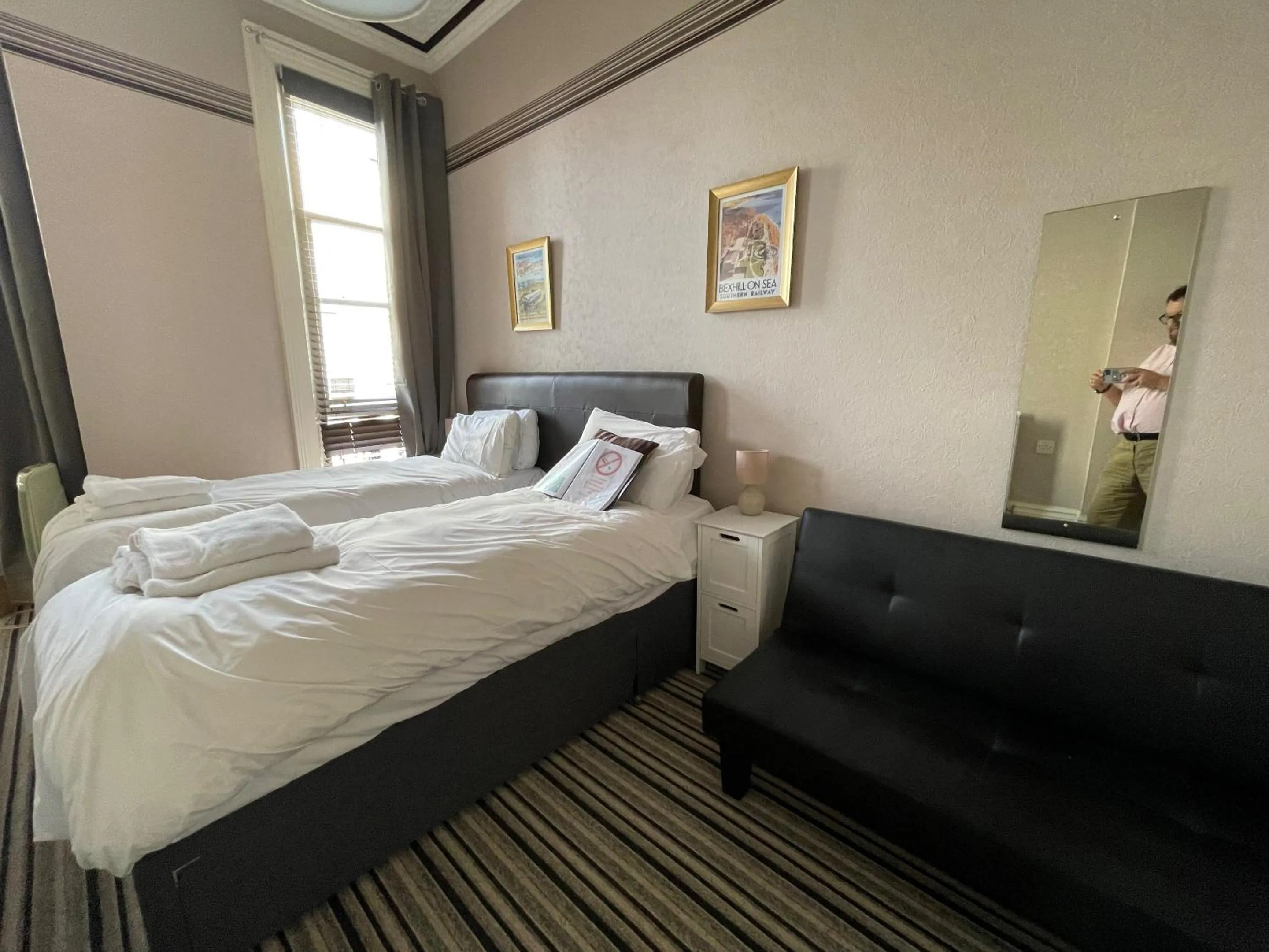 Bedroom, Bed in The Mowbray