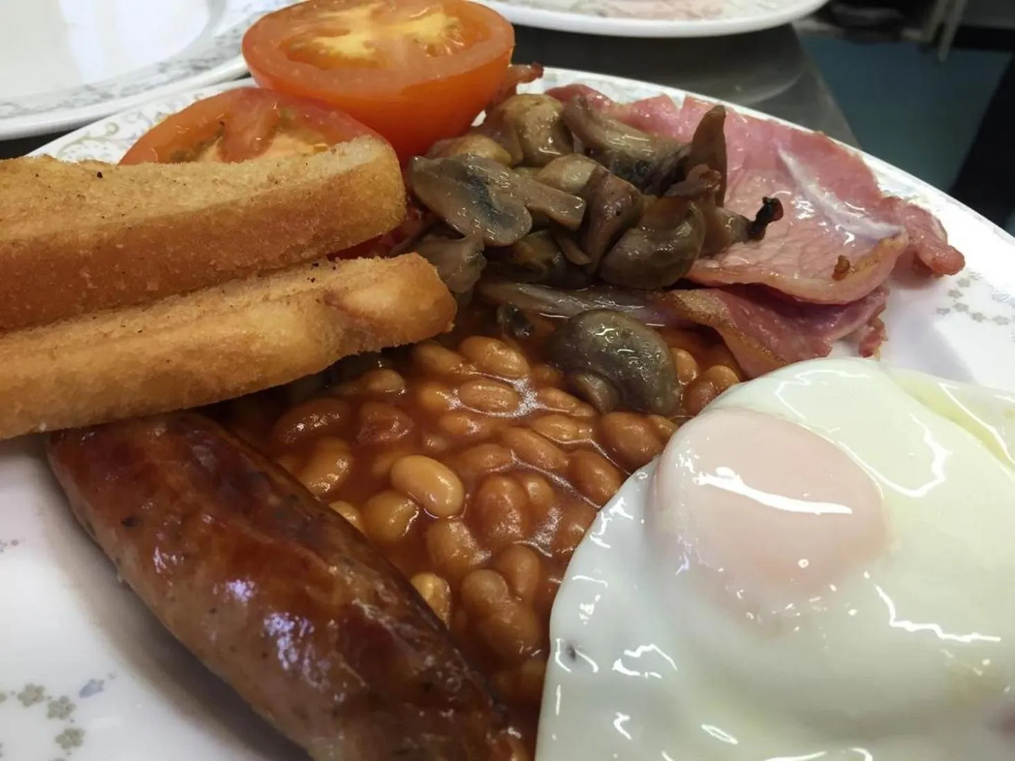 Dining area in The Mowbray