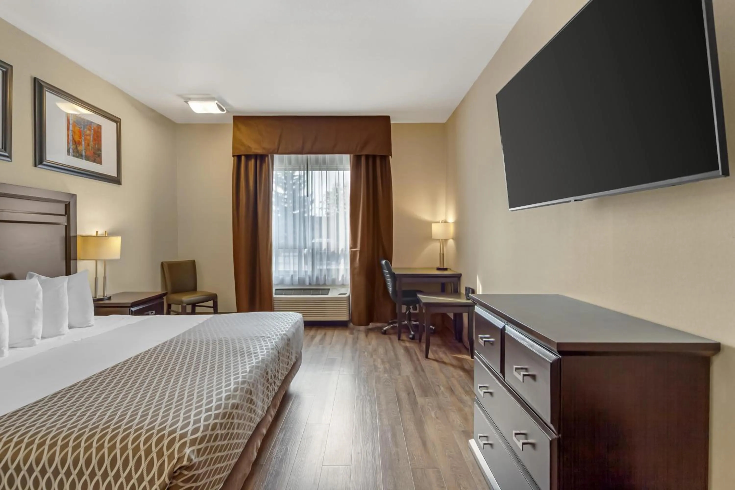 Bedroom, Bed in Best Western Plus St Albert