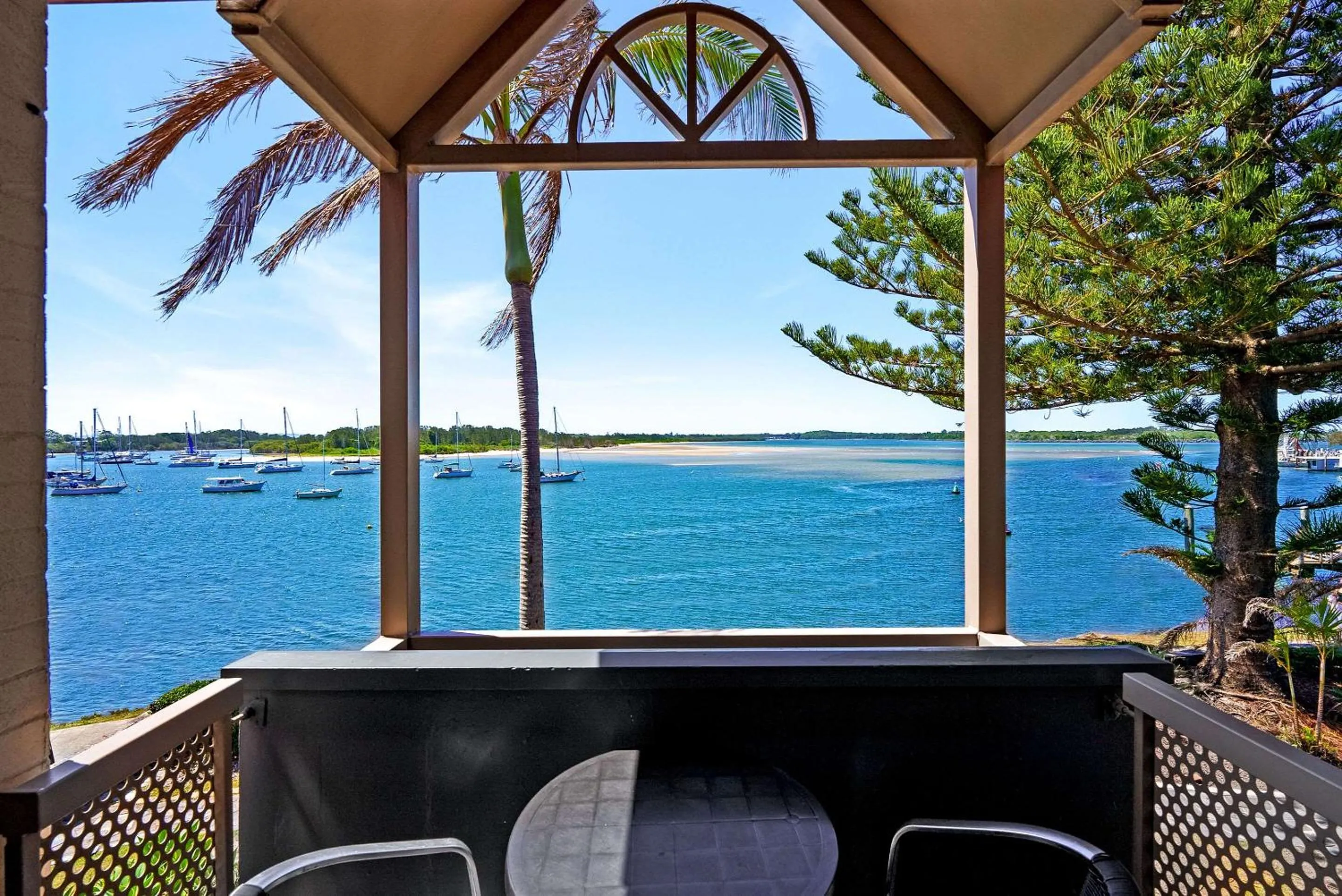 Bedroom in Comfort Resort Waters Edge