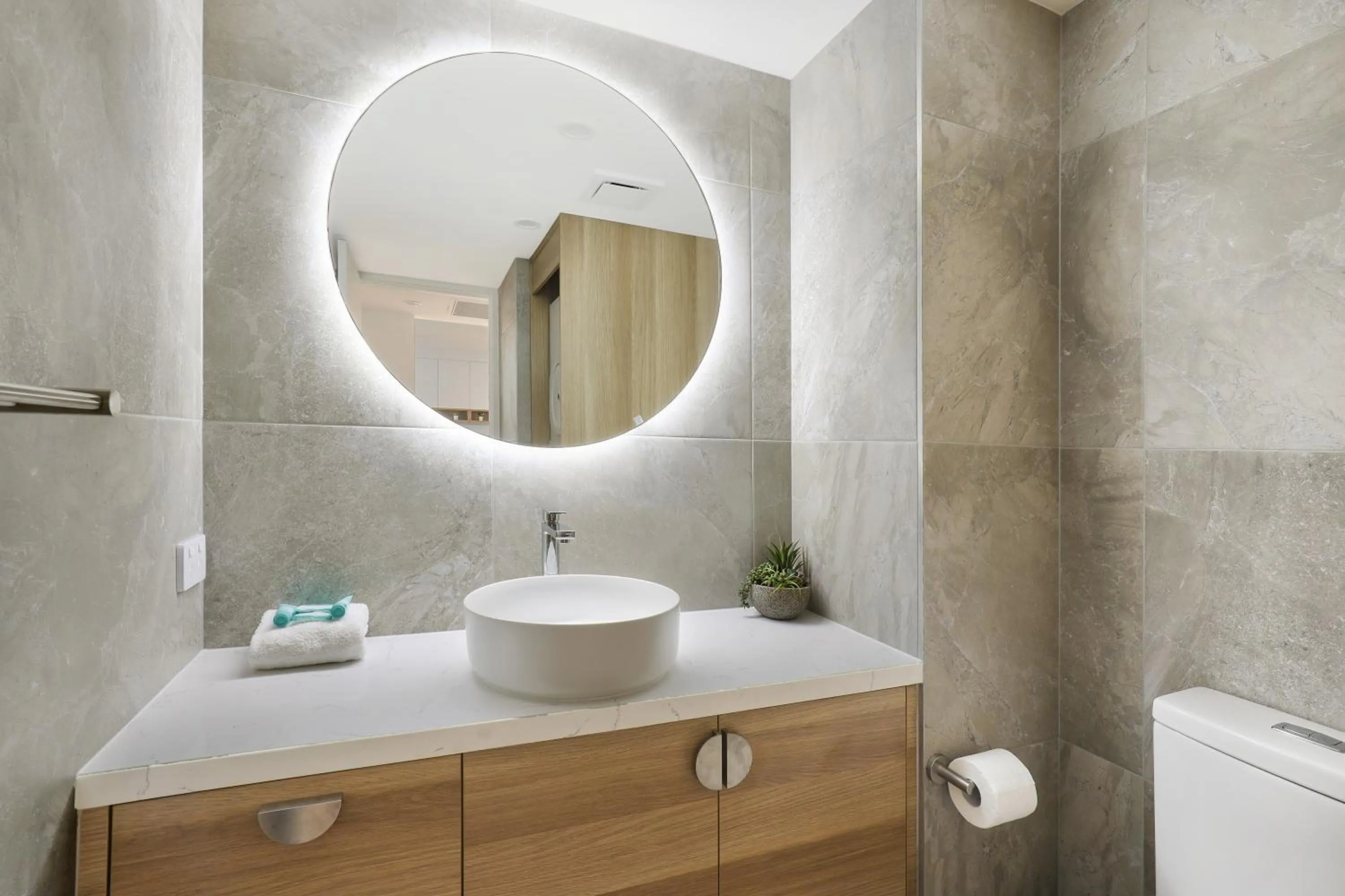 Grand Palais Boolarong Beachside Apartments