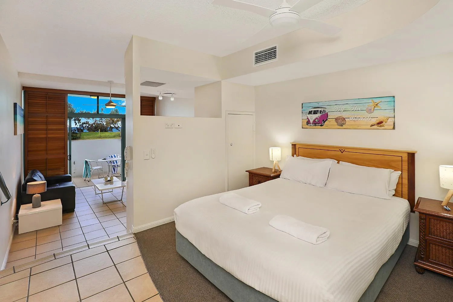 Photo of the whole room, Bed in Grand Palais Boolarong Beachside Apartments