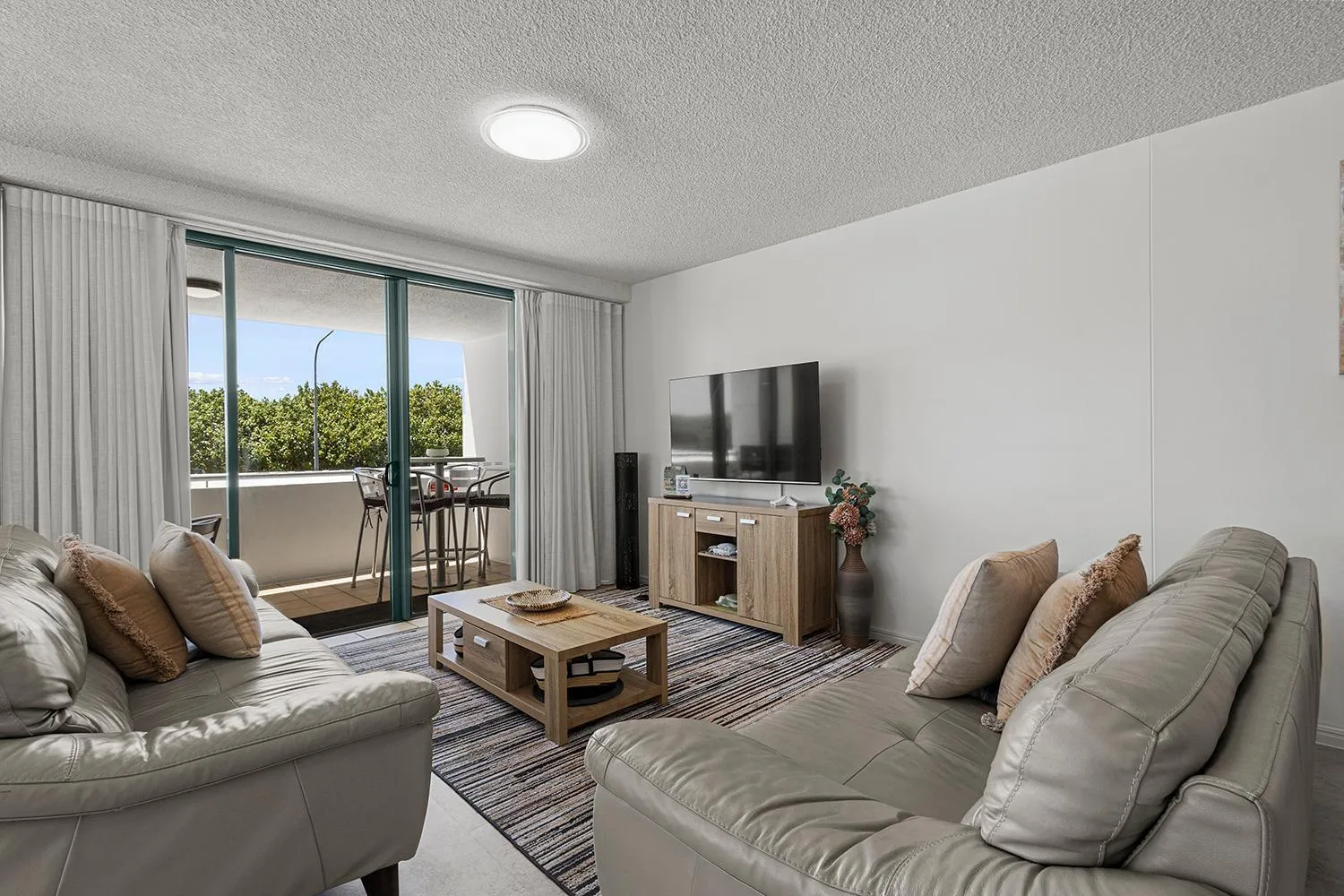 Grand Palais Boolarong Beachside Apartments