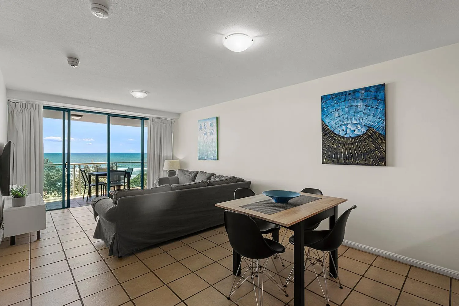 Grand Palais Boolarong Beachside Apartments