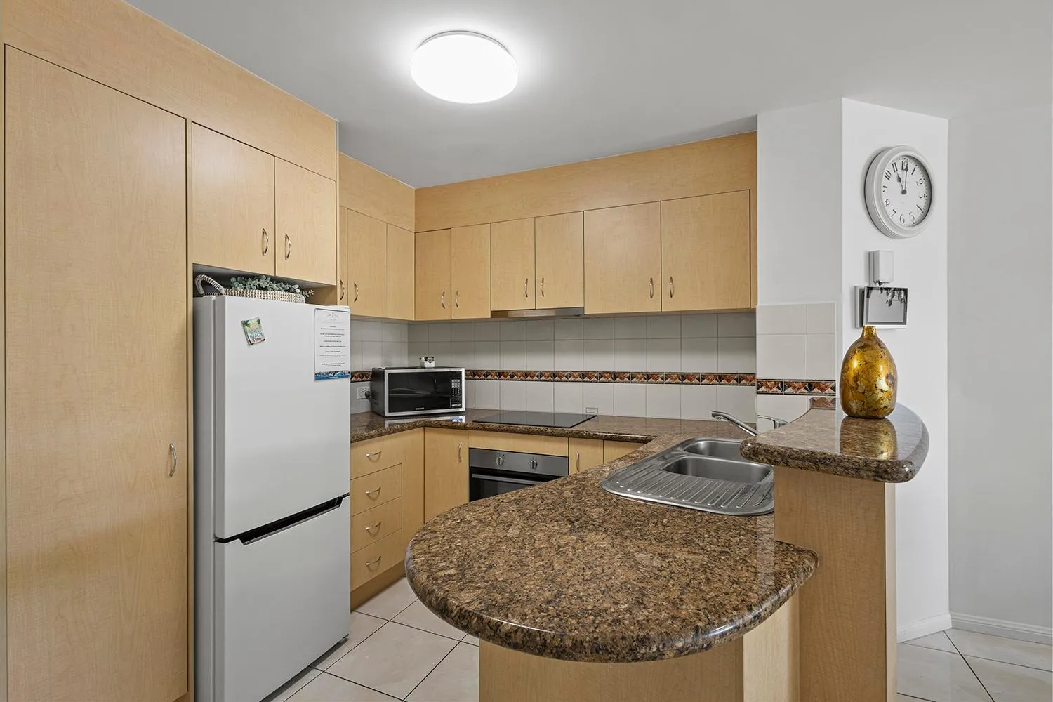 Grand Palais Boolarong Beachside Apartments