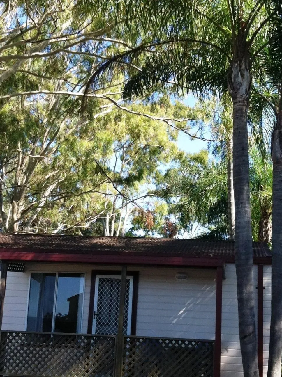 Property building in Edgewater Holiday Park