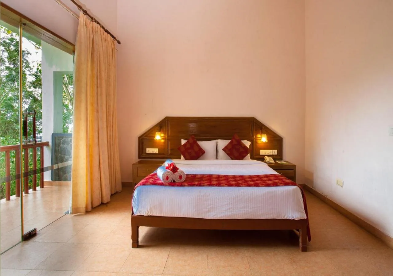 Bedroom, Bed in Oxygen Resorts Thekkady