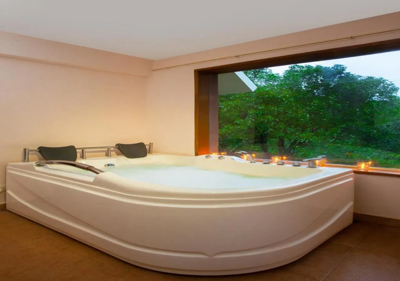 Bathroom in Oxygen Resorts Thekkady