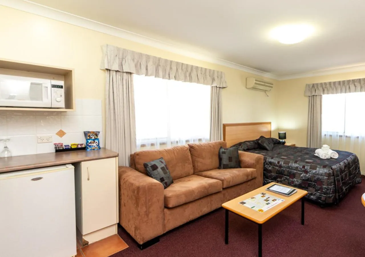 Bedroom in Riviera on Ruthven