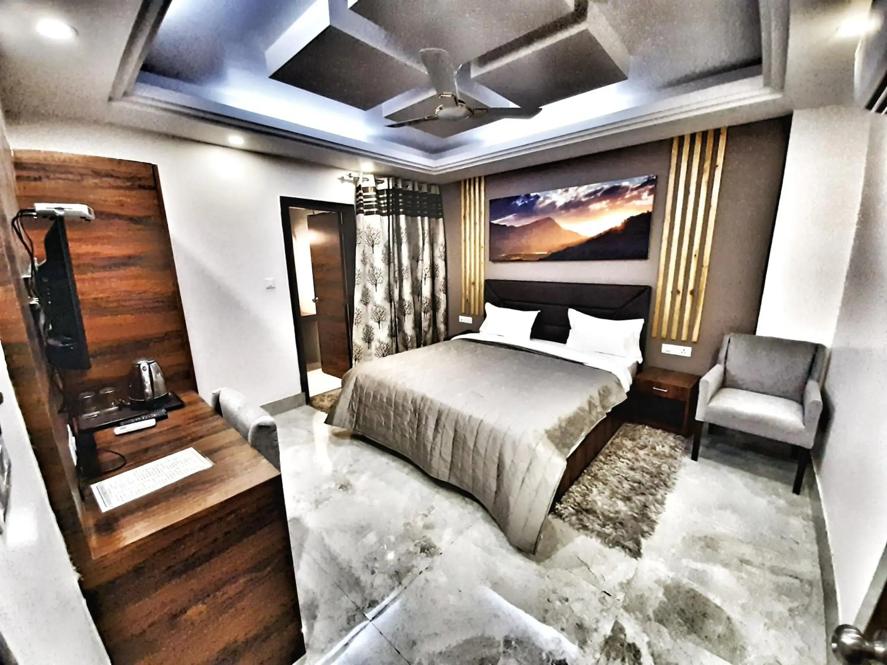 Super Deluxe Double Room in Hotel Delhi Aerocity Super Deluxe Double Room in Hotel Delhi Aerocity