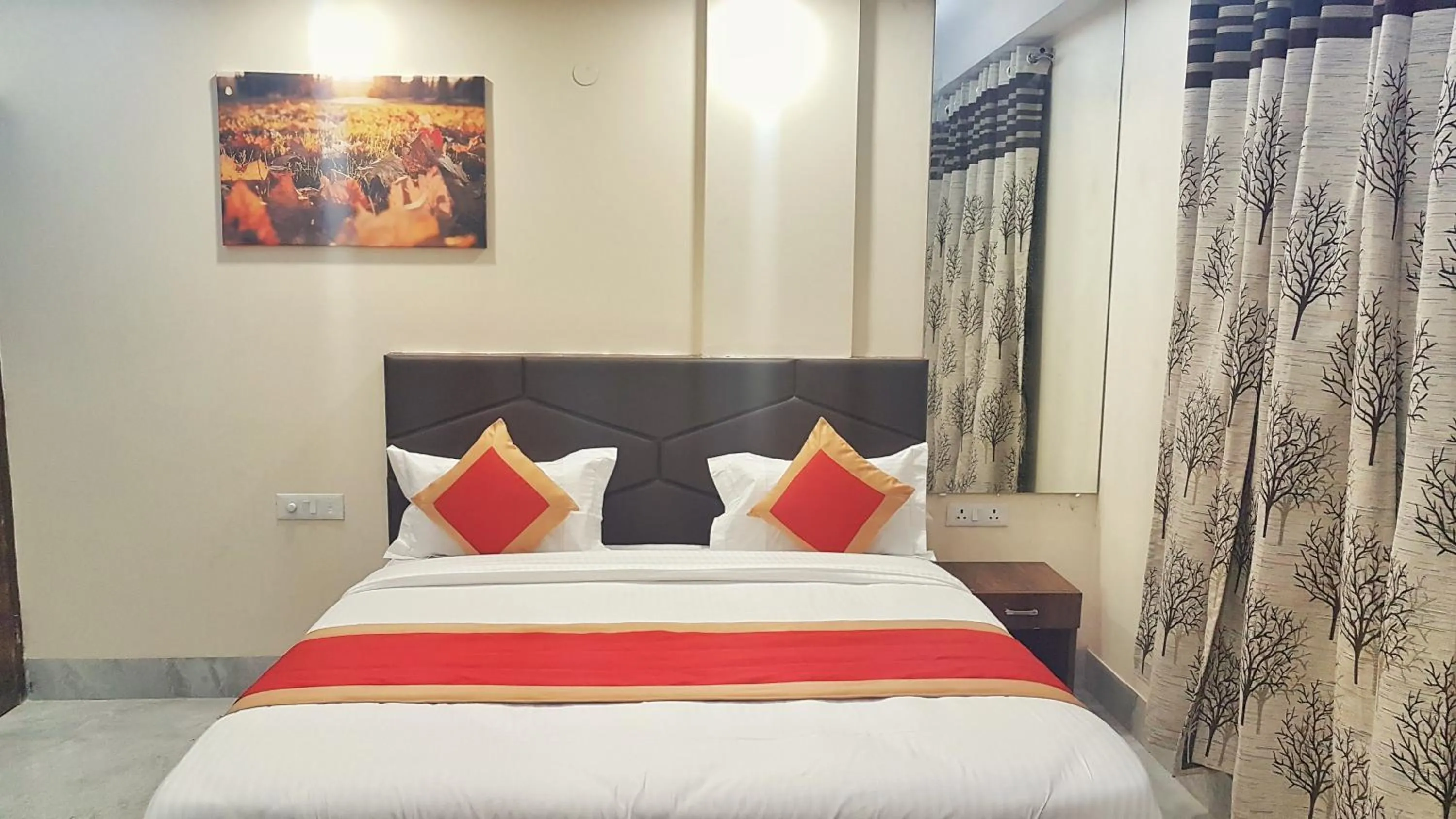 Bed in Hotel Delhi Aerocity