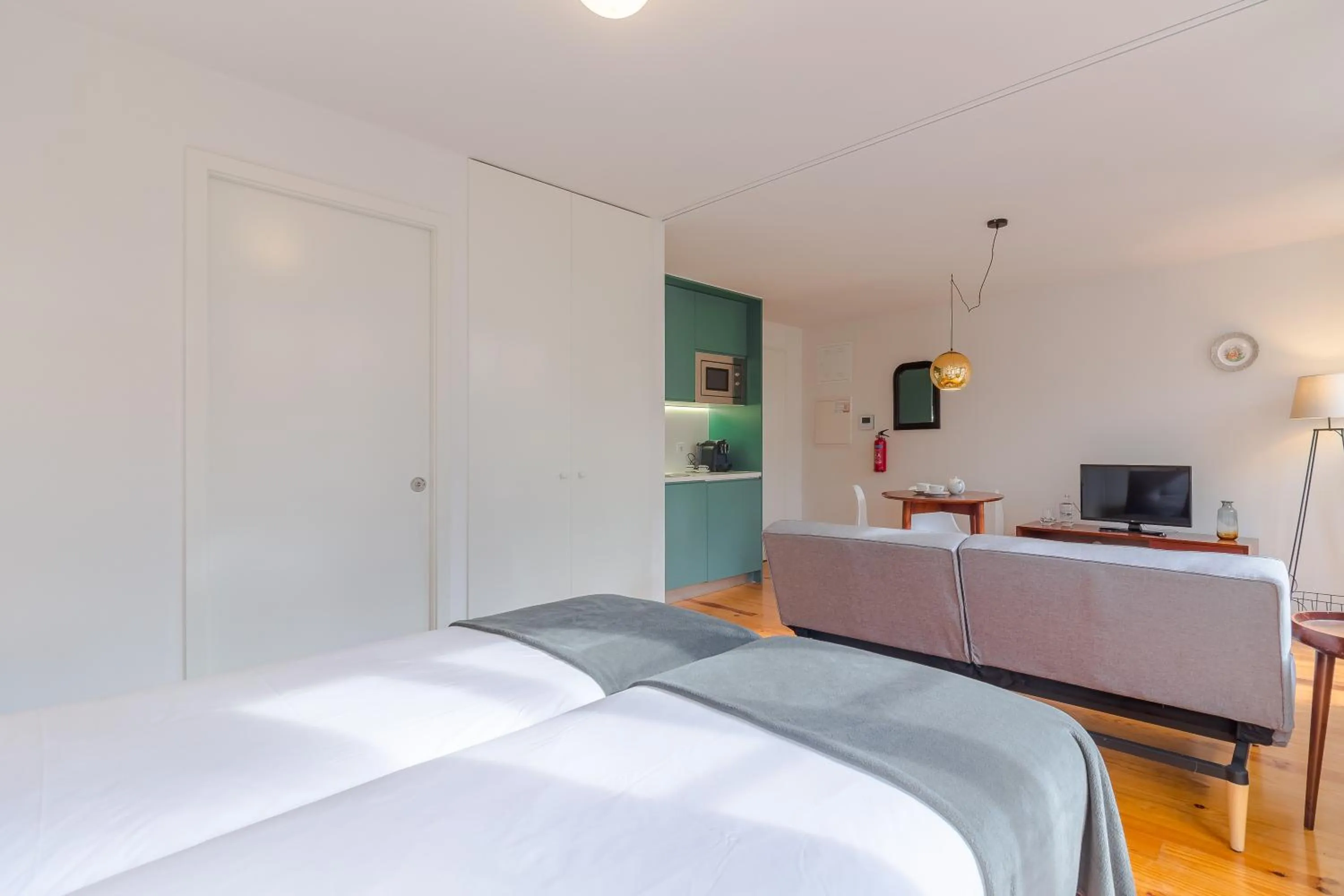 Bed in YOUROPO - The Tower