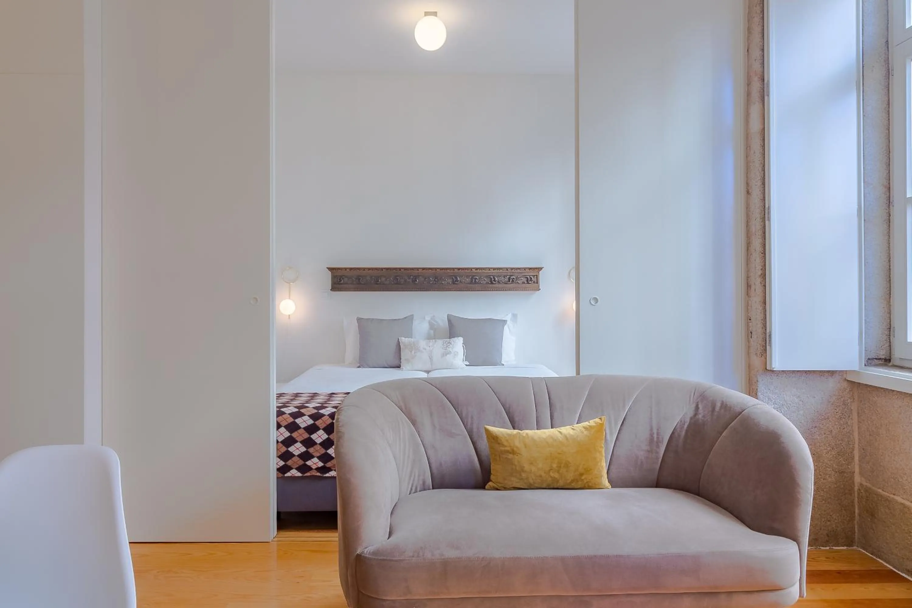 Bed in YOUROPO - The Tower