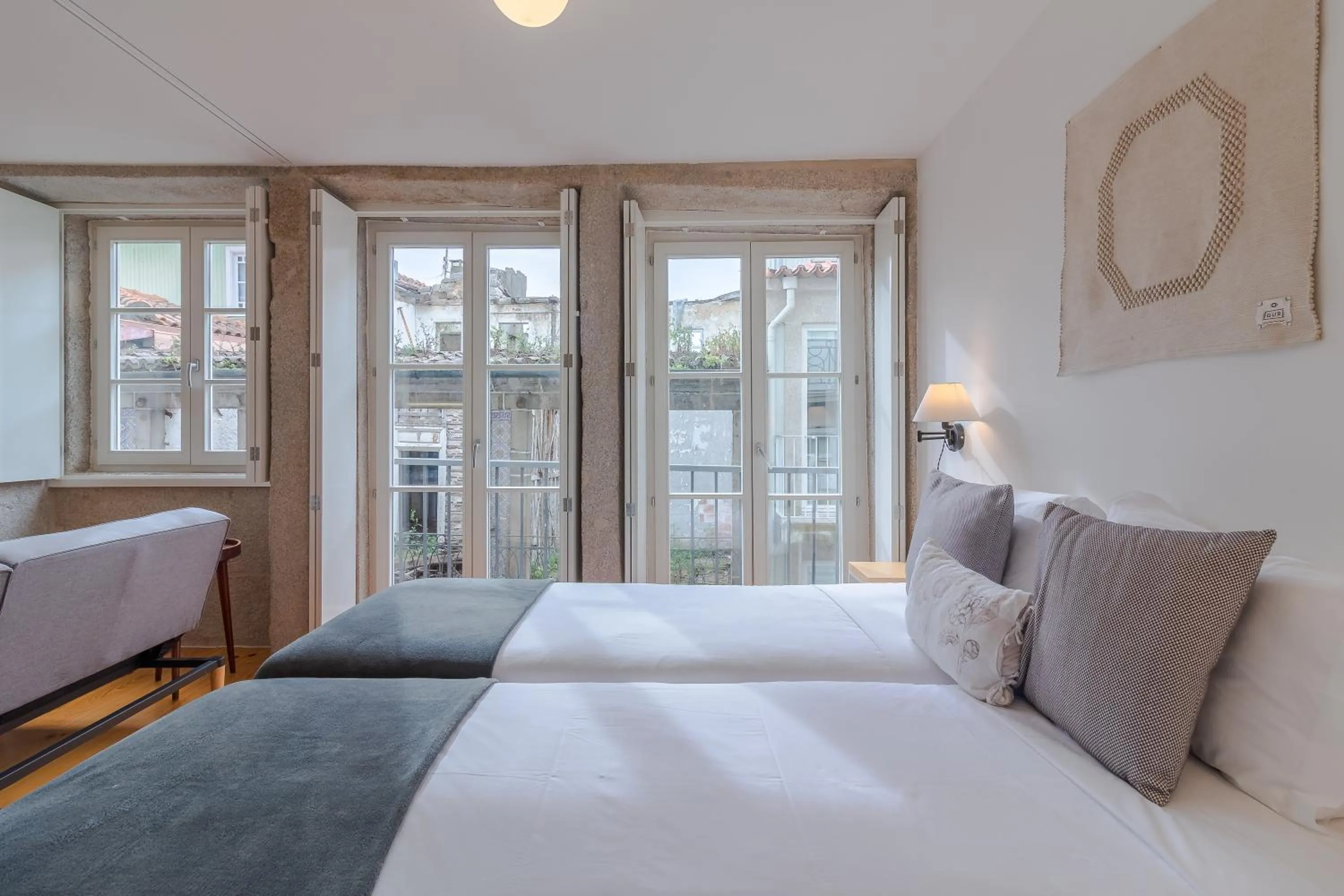 Bed in YOUROPO - The Tower