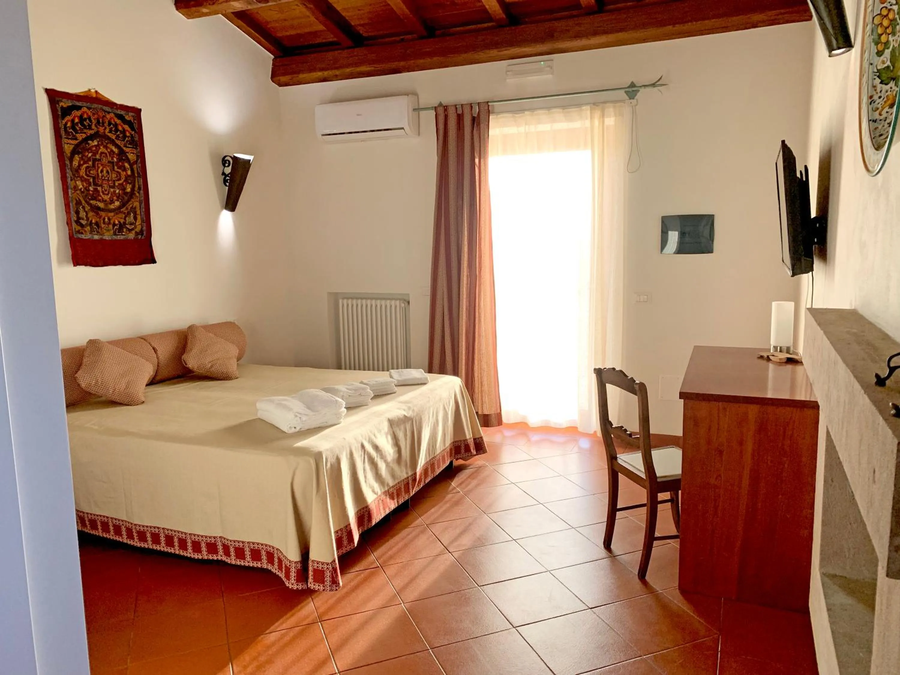 Bedroom, Bed in Resort Fonte Vulci